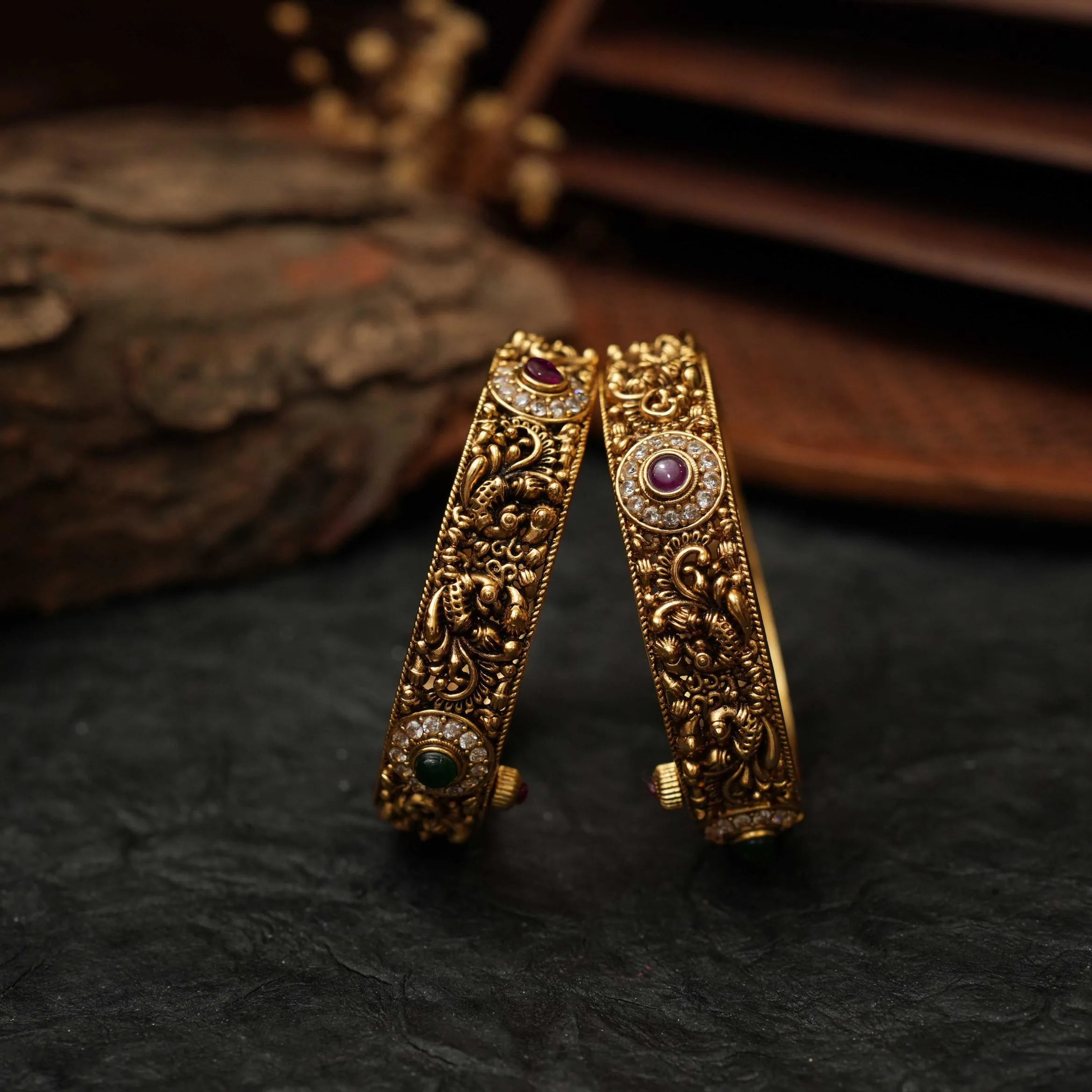 Chansaya Antique Bangles