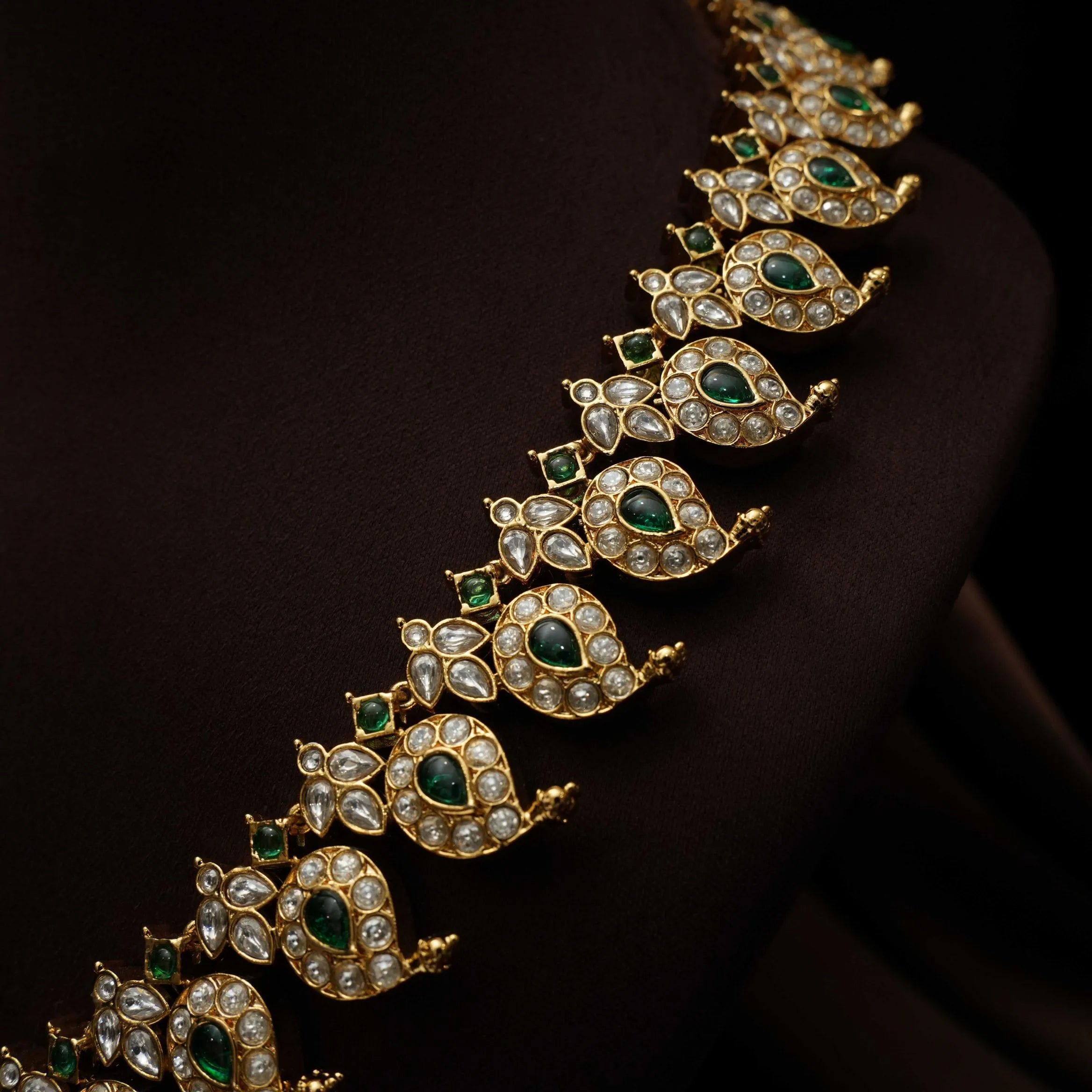 Dakota Antique Mango Reversible Necklace - Iya