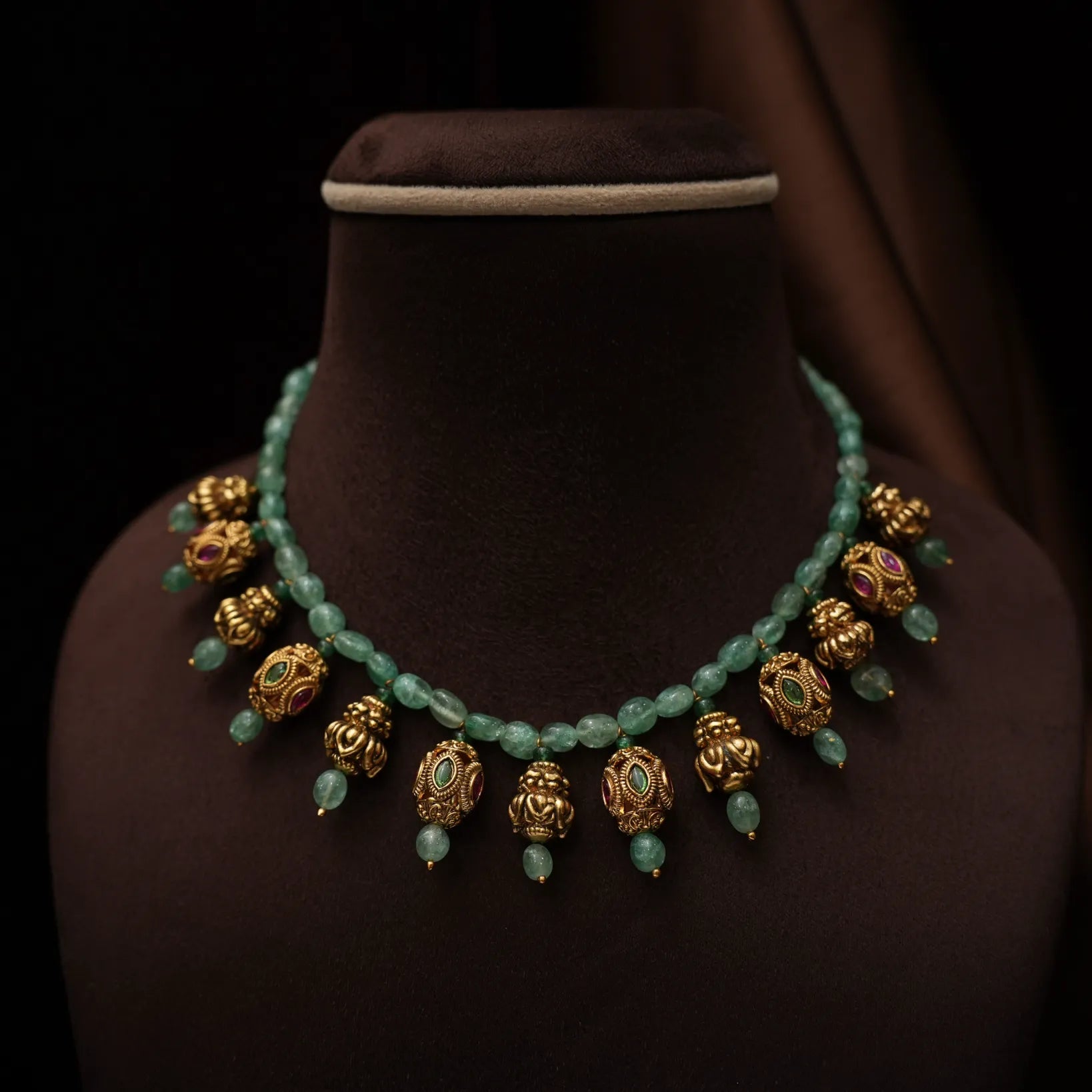 Dakshi Polki Choker