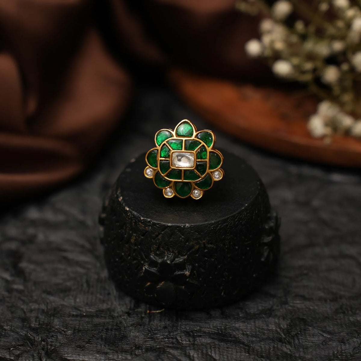 Damyanti Polki Ring - Green and White