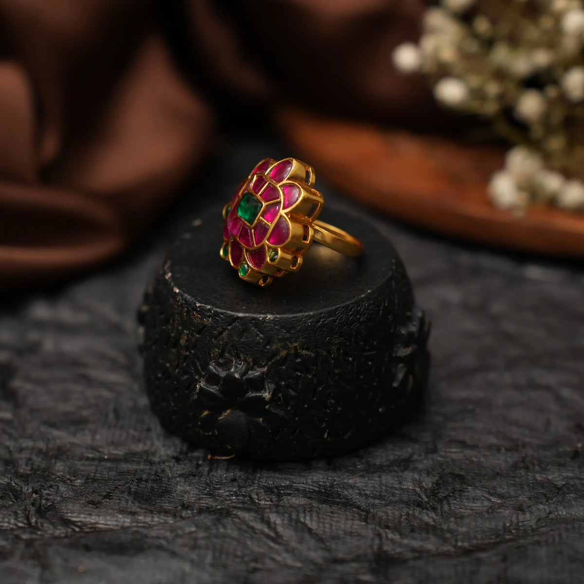 Damyanti Polki Ring - Red and Green