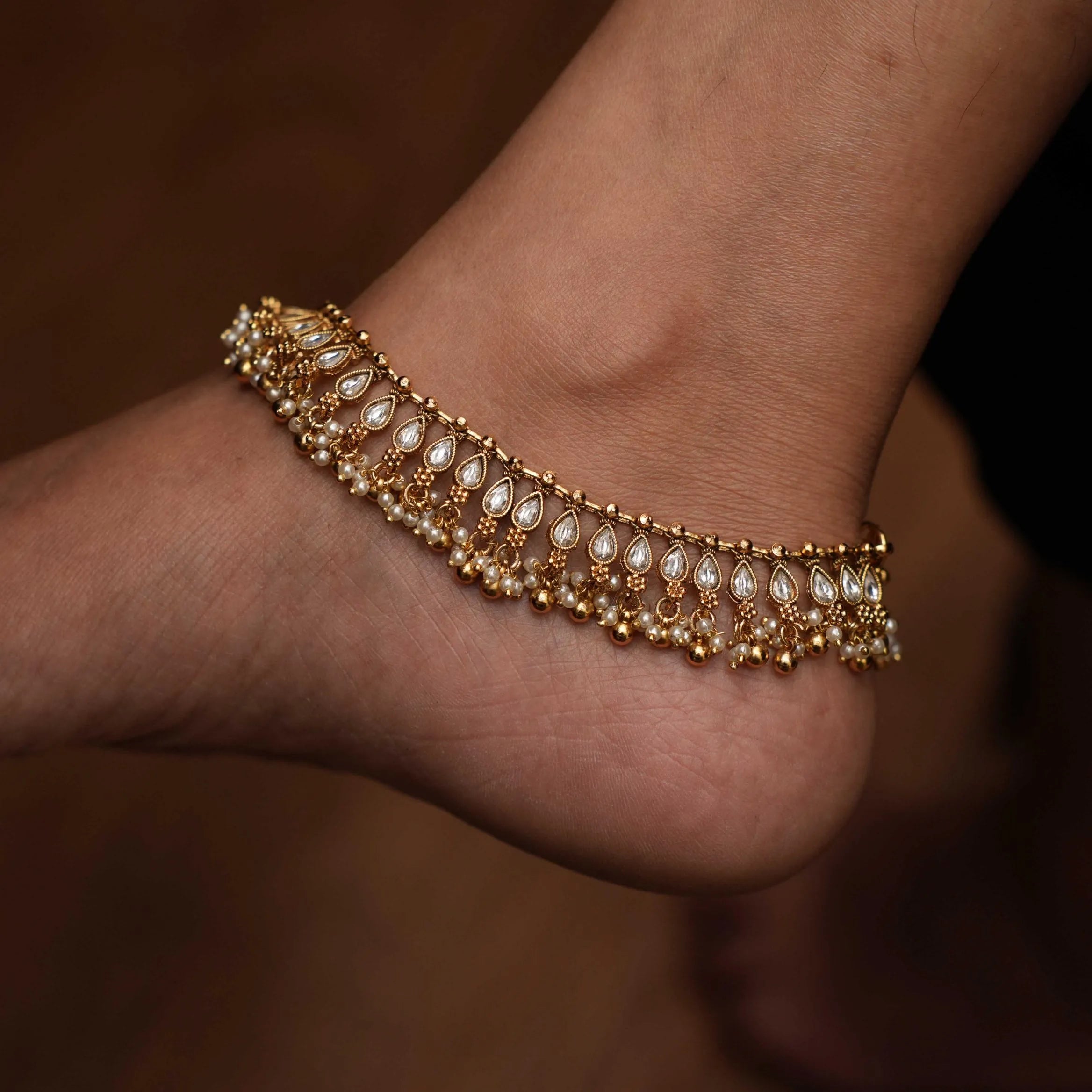 Darcy Antique Anklets - White