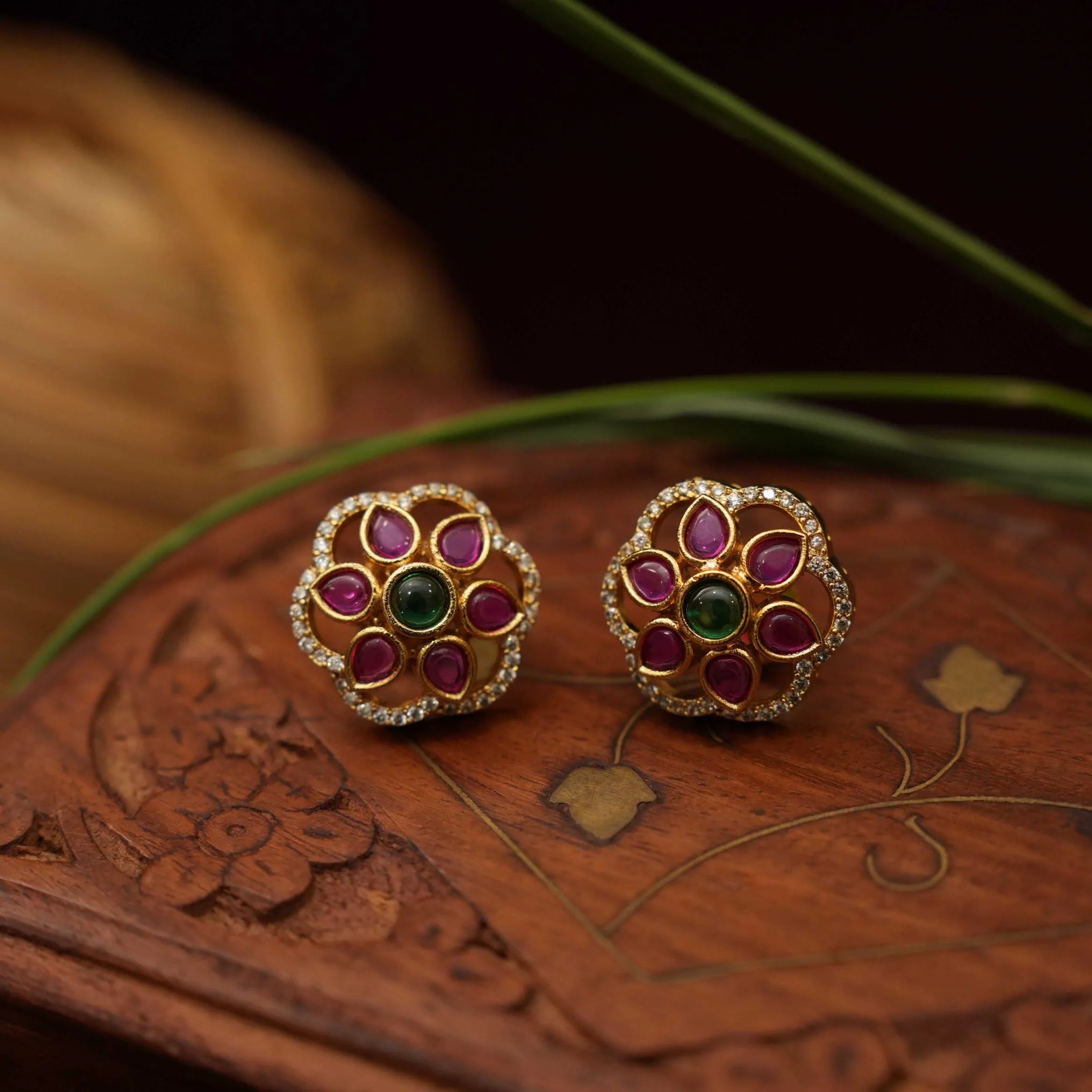 Davitha Antique Ear Stud - Rimli Boutique