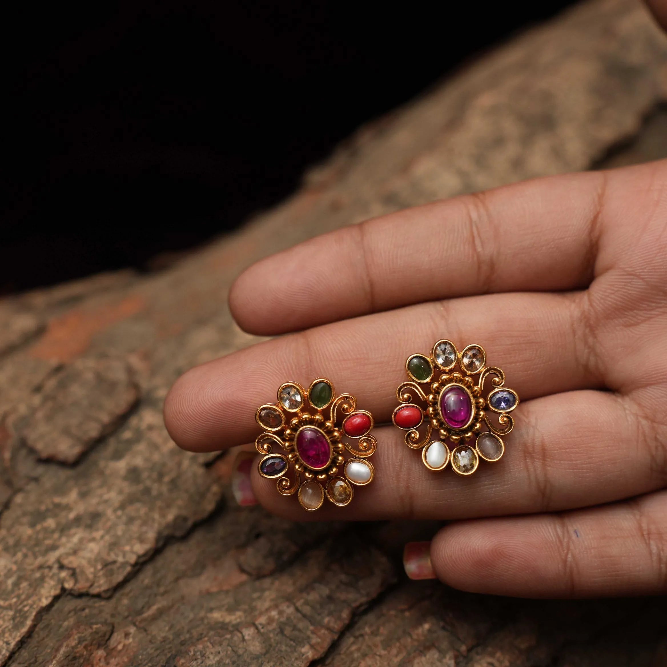 Davitha Antique Ear Stud