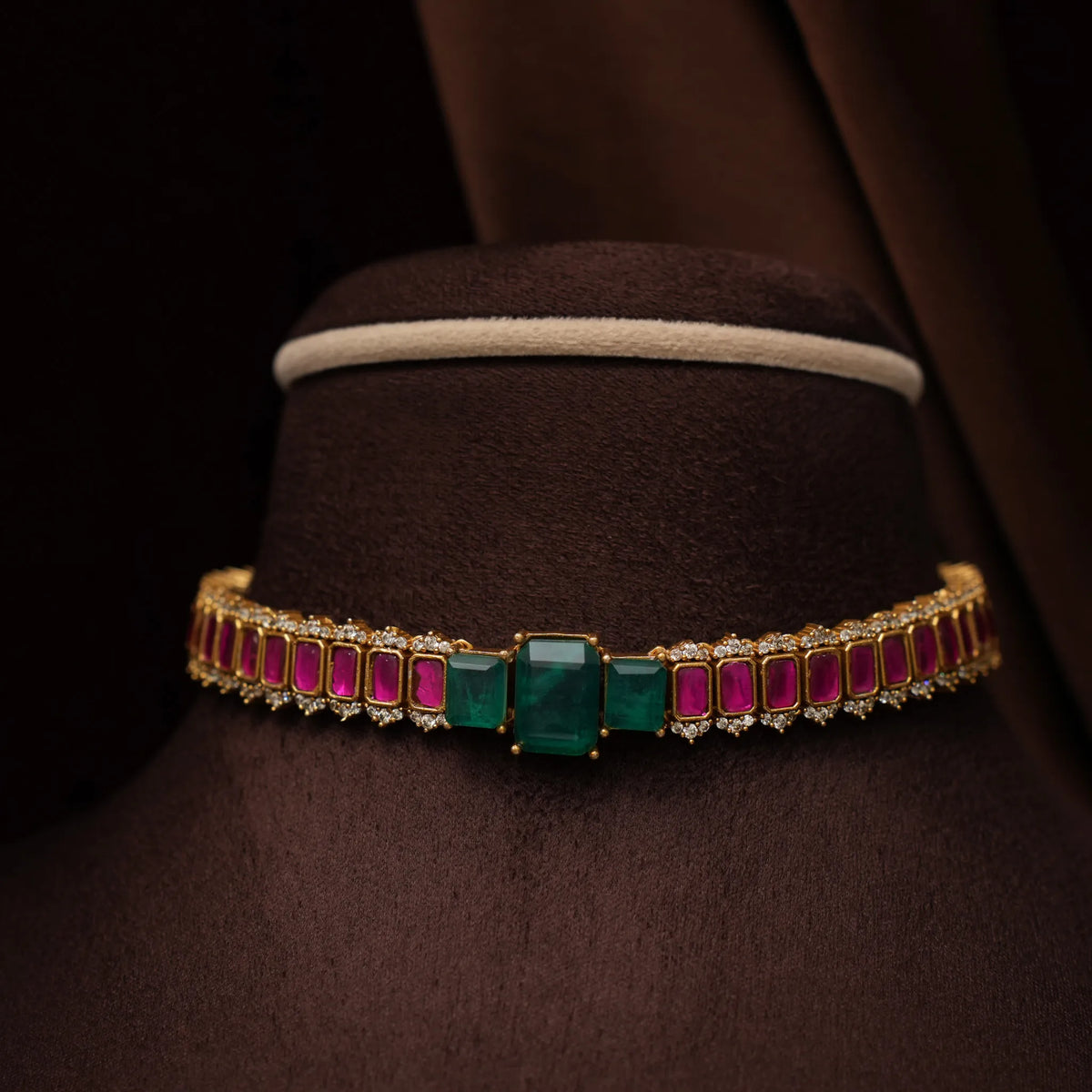 Delvika Polki Necklace - Dark Green & Pink