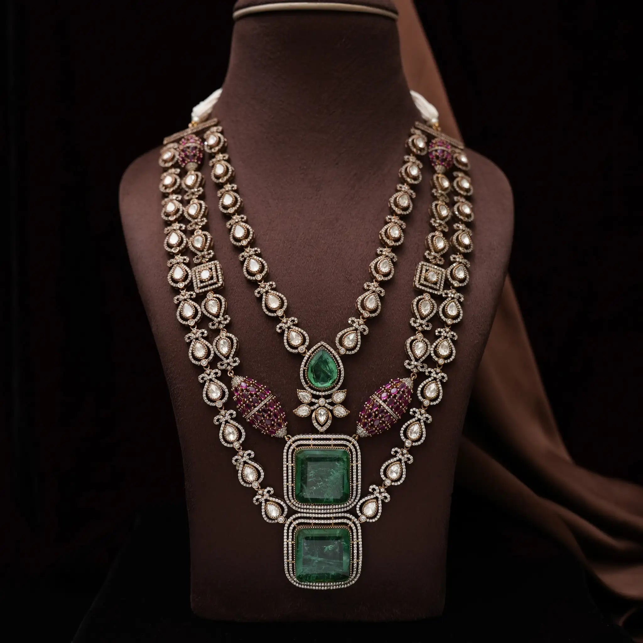 Devisha Victorian Kundan Necklace