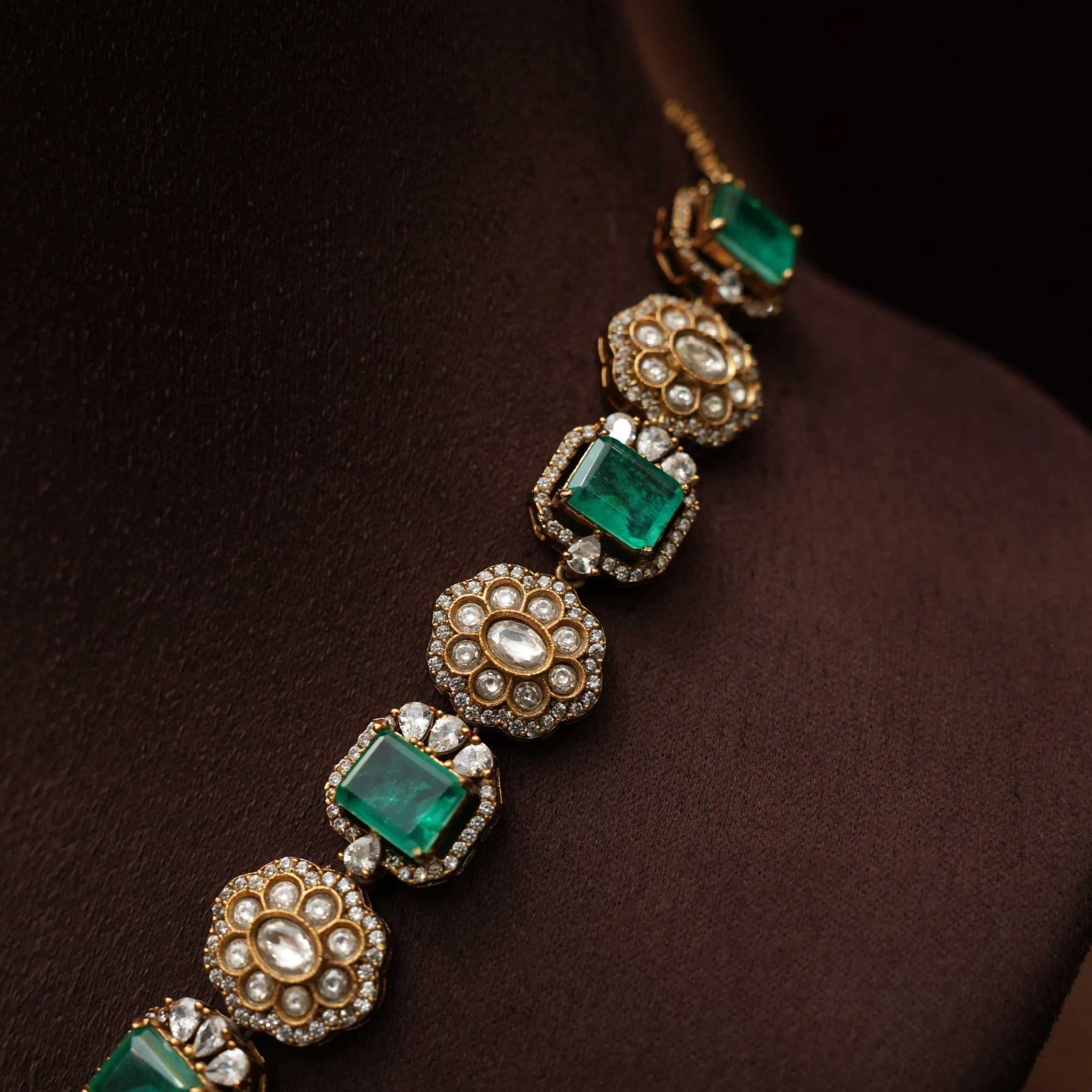 Devisha Victorian Polki Necklace