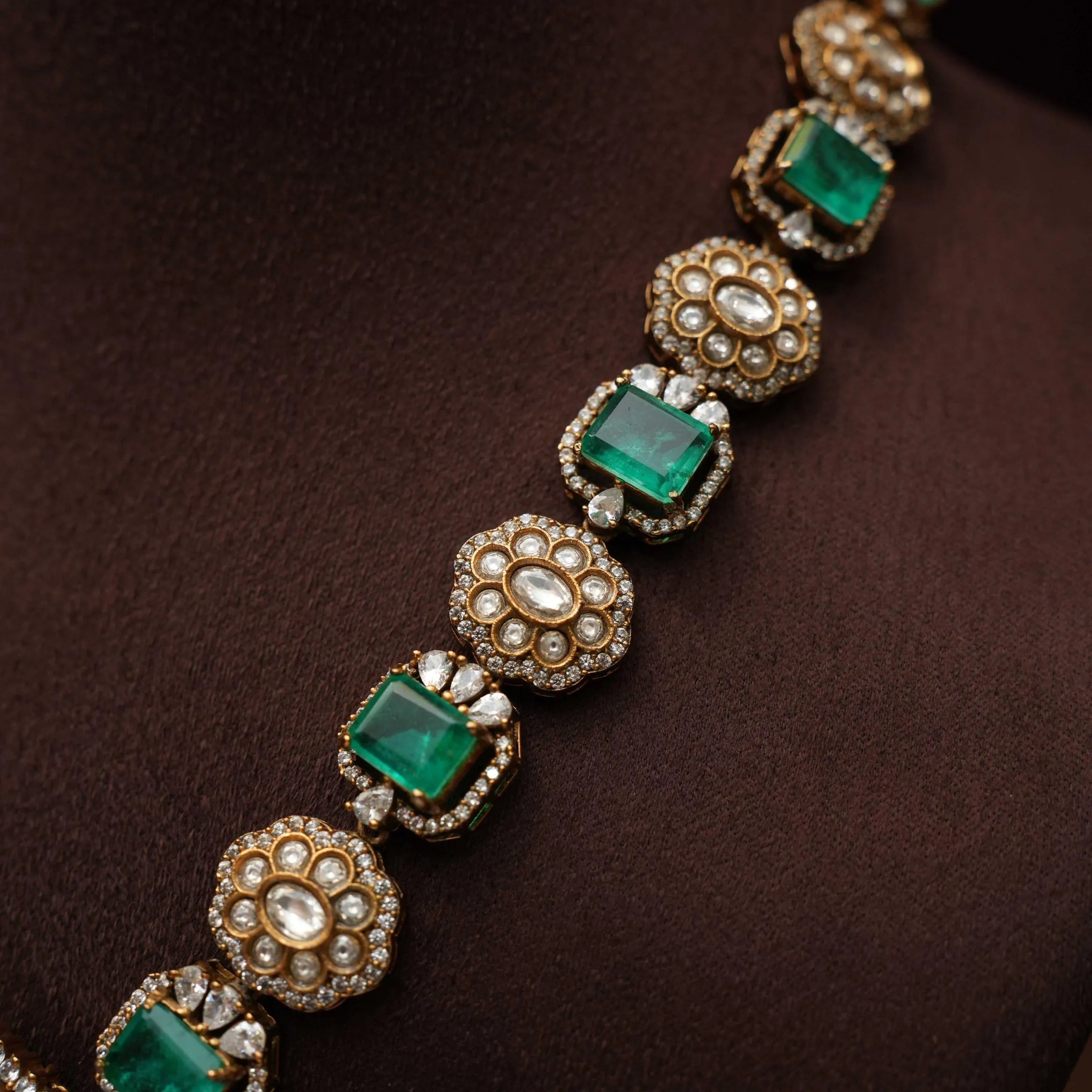 Devisha Victorian Polki Necklace