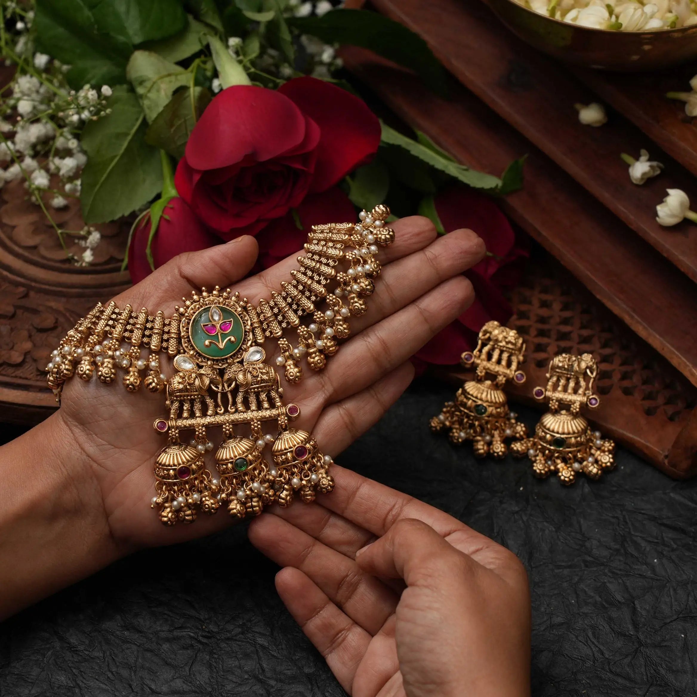 Dhanya Antique Choker