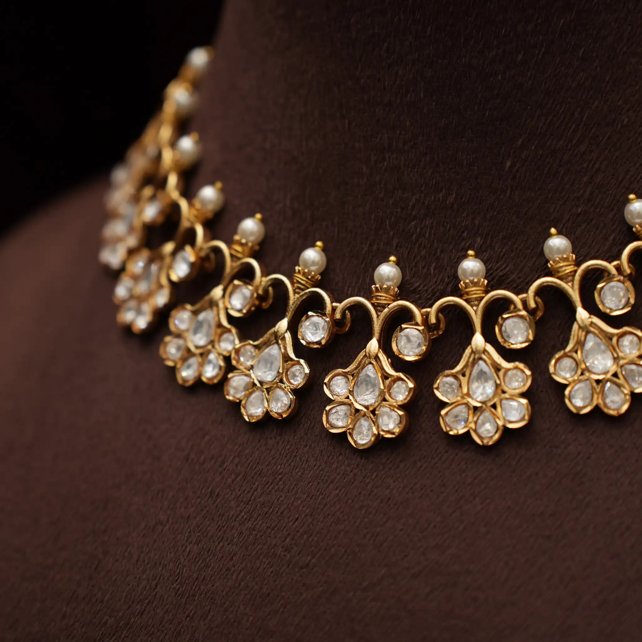 Drithi Polki Necklace - White