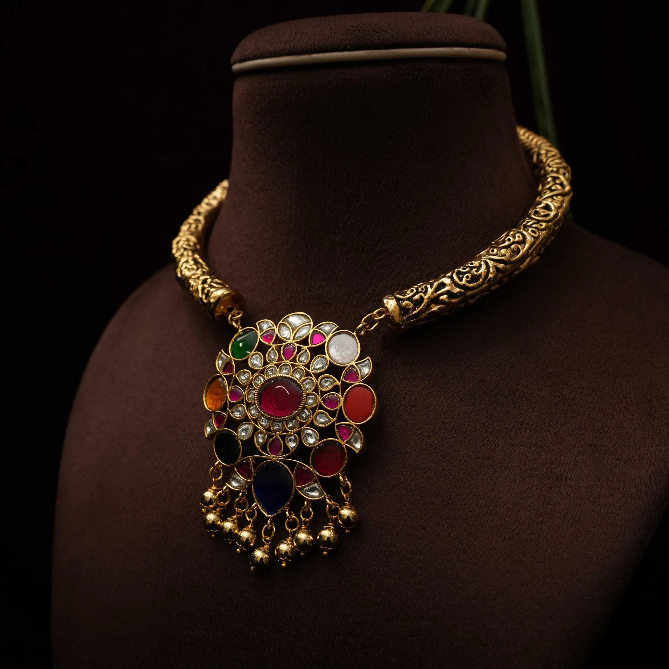 Druvan Hasli Necklace