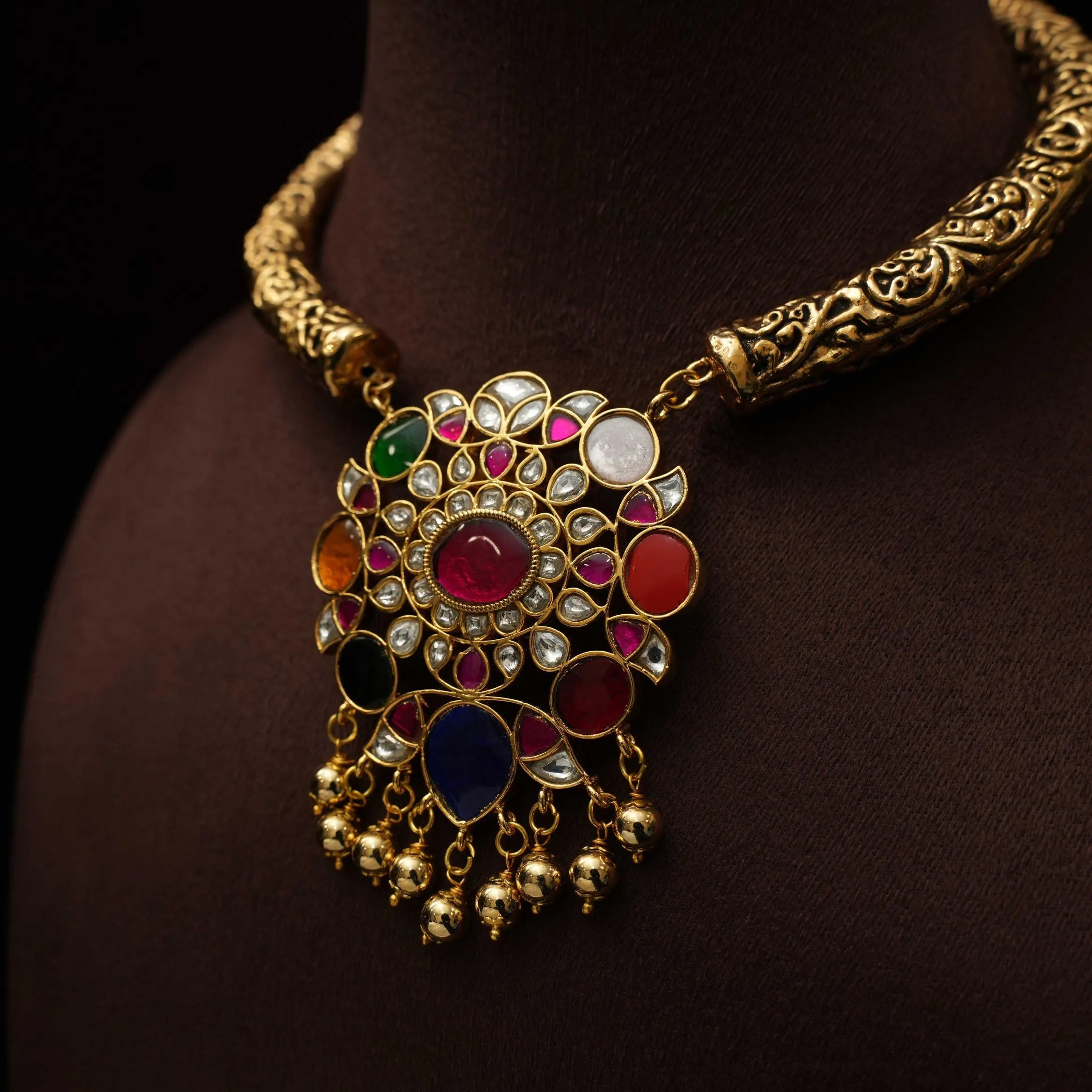 Druvan Hasli Necklace