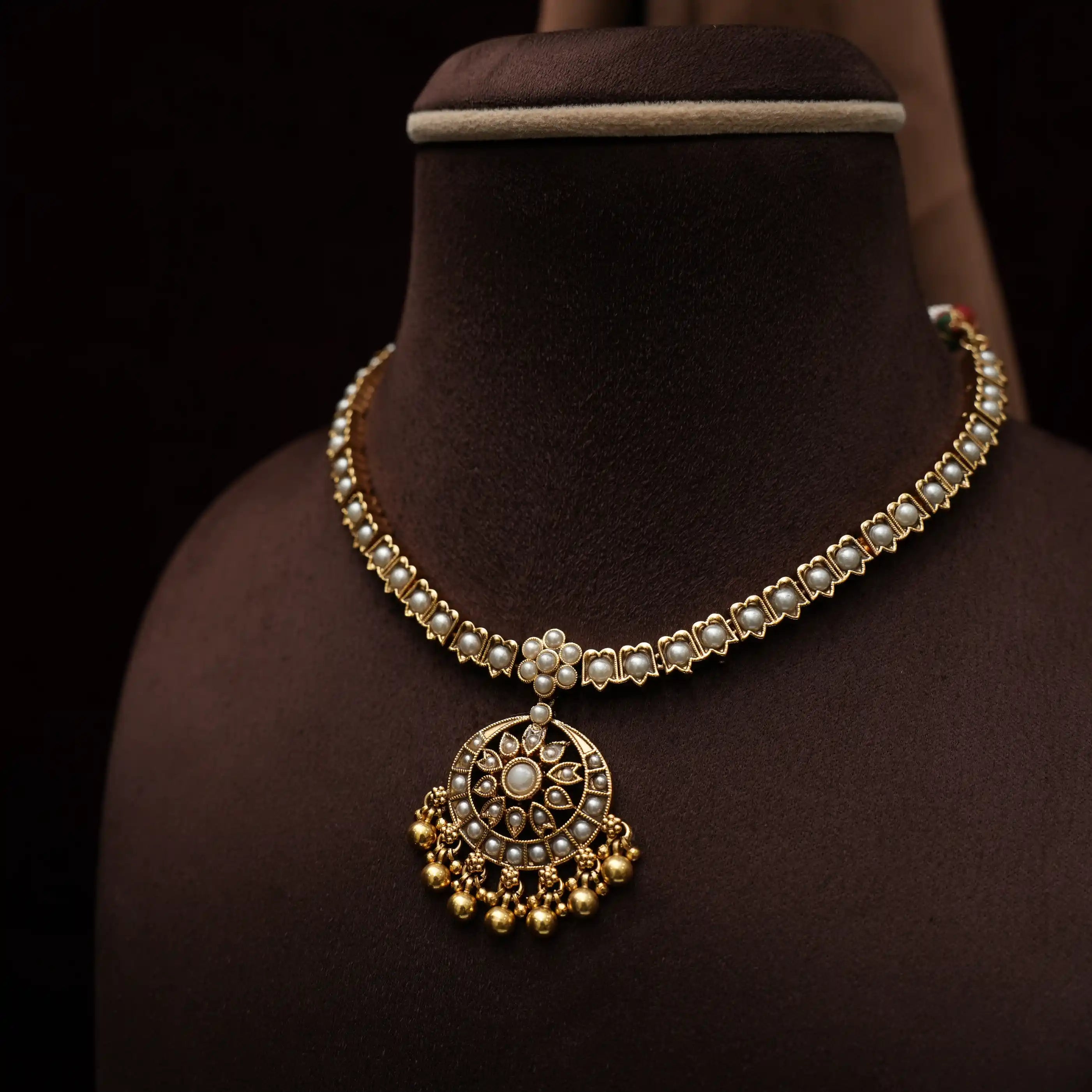 Dutt Antique Necklace - Pearl