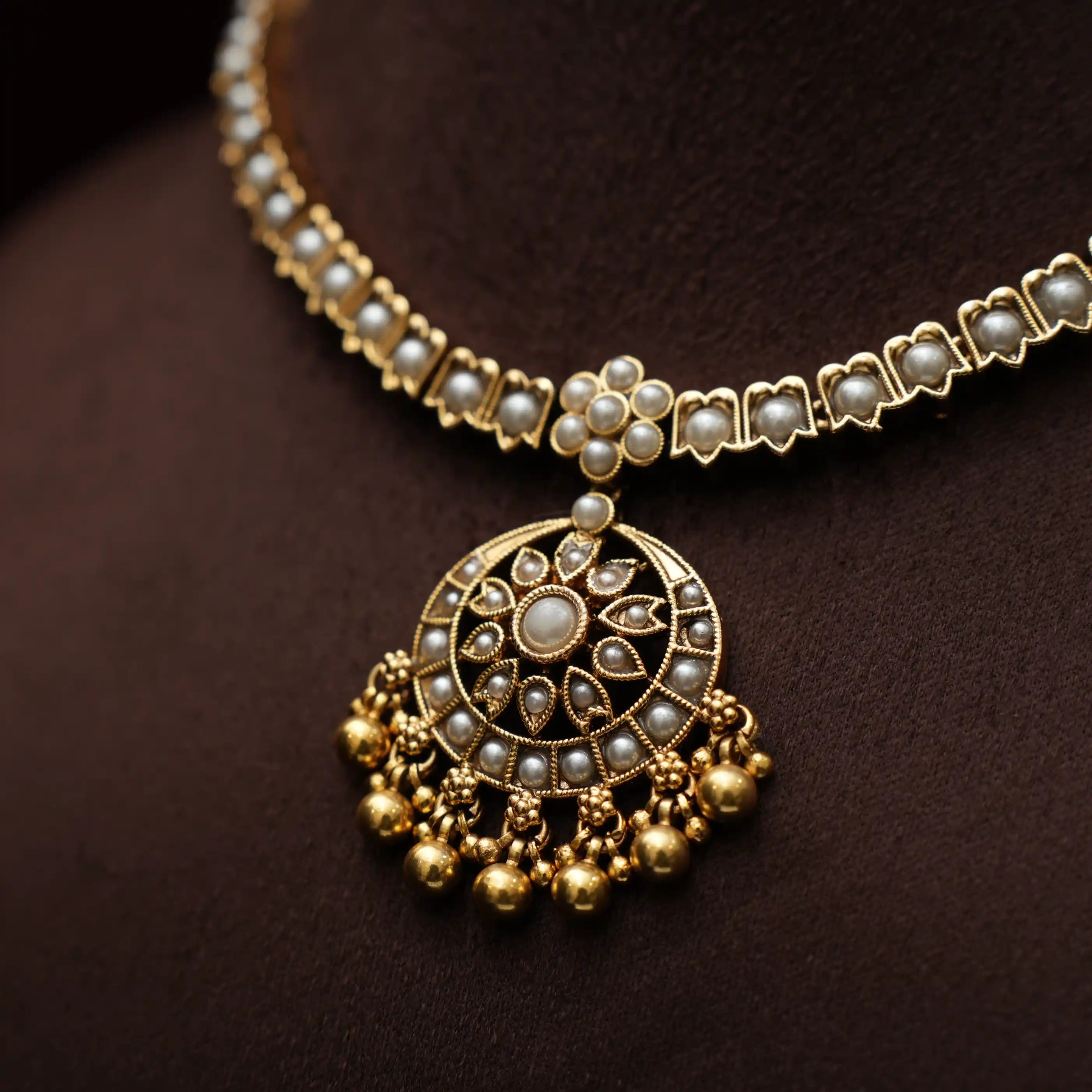 Dutt Antique Necklace - Pearl