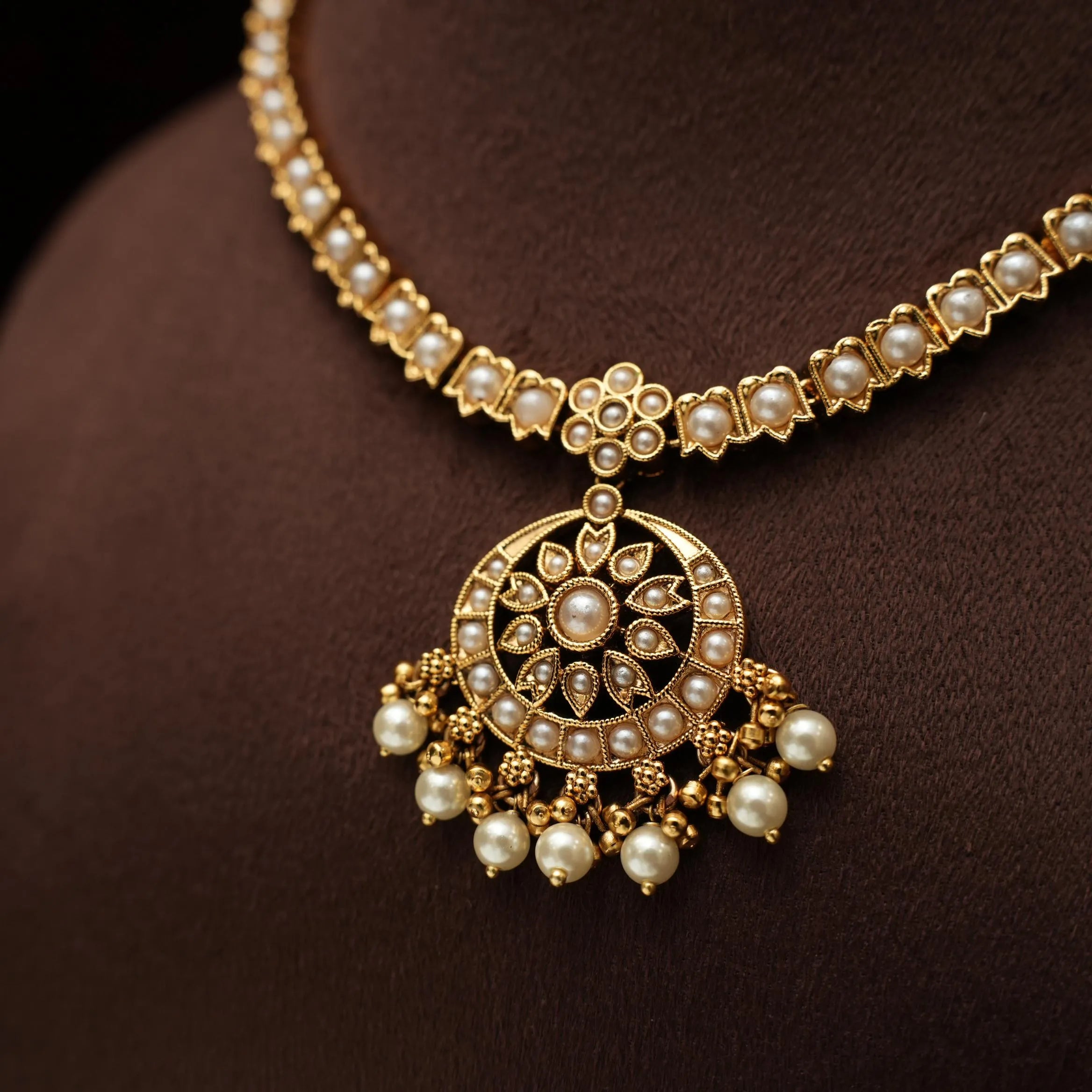 Dutt Antique Necklace - Pearl