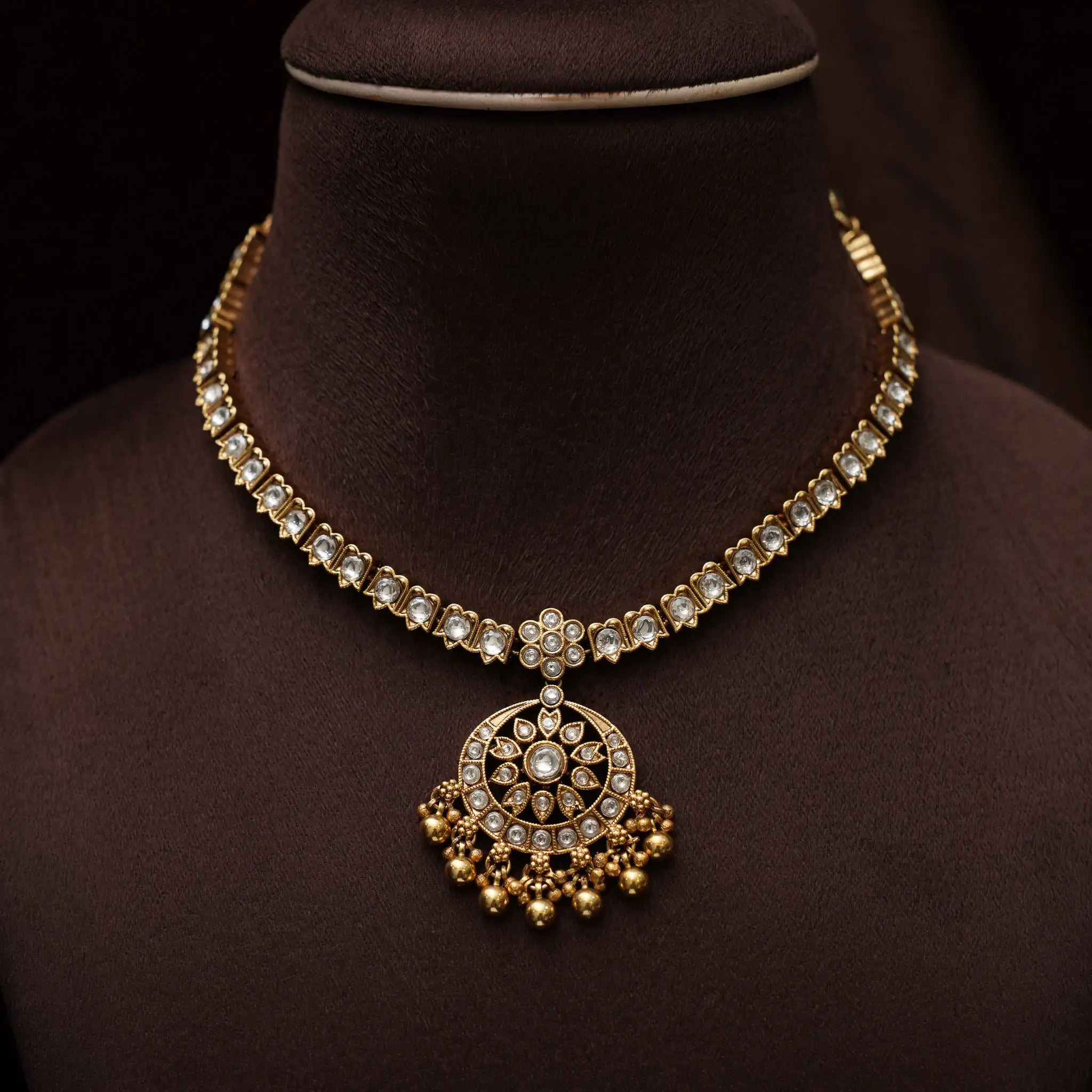 Dutt Antique Necklace - White
