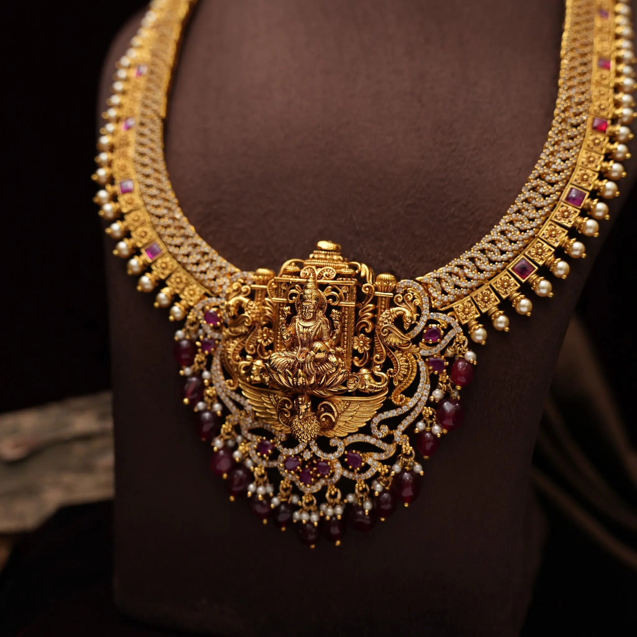 Ednit Antique Necklace