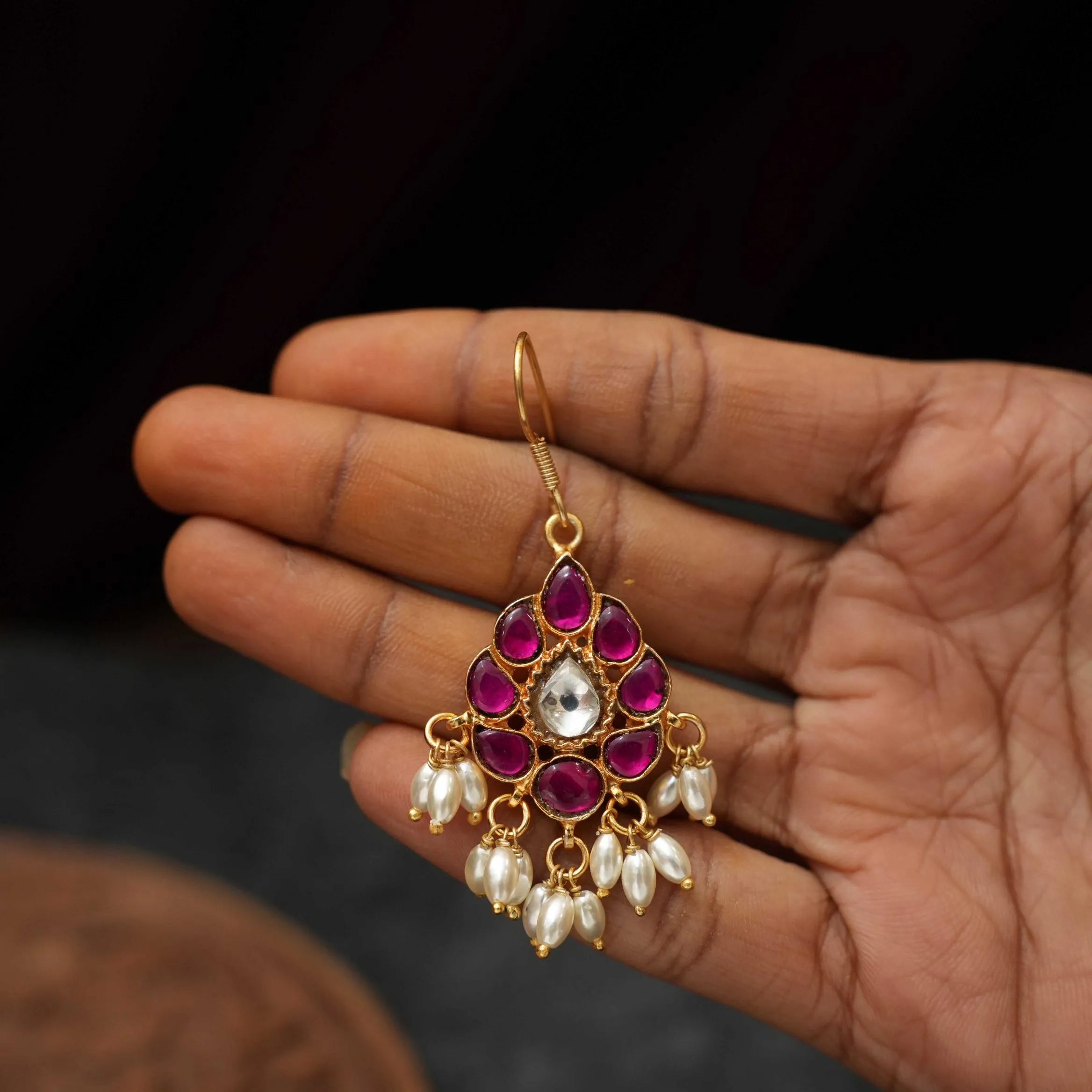 Elenaor Silver Hoop Earrings