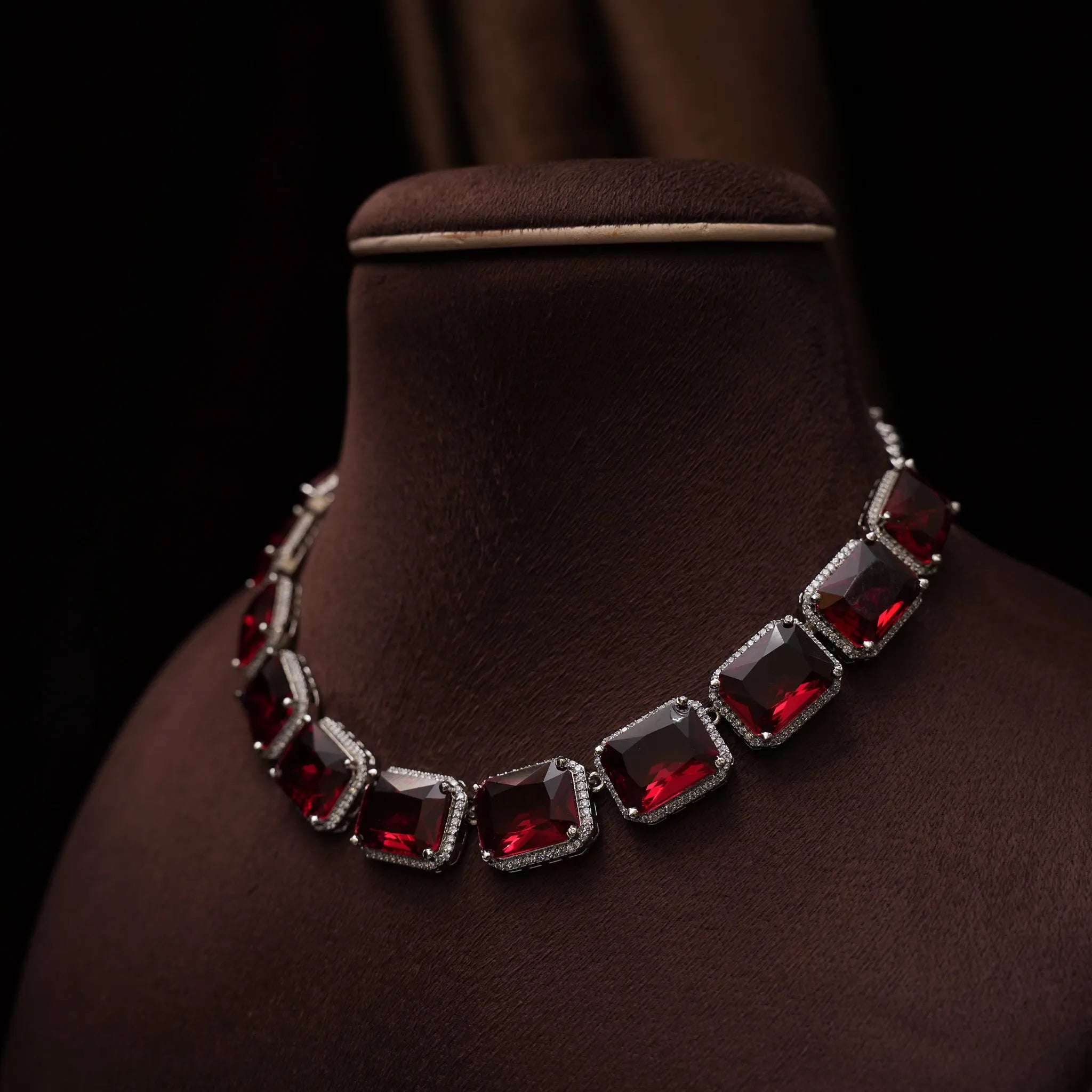 Elloide Zircon Necklace