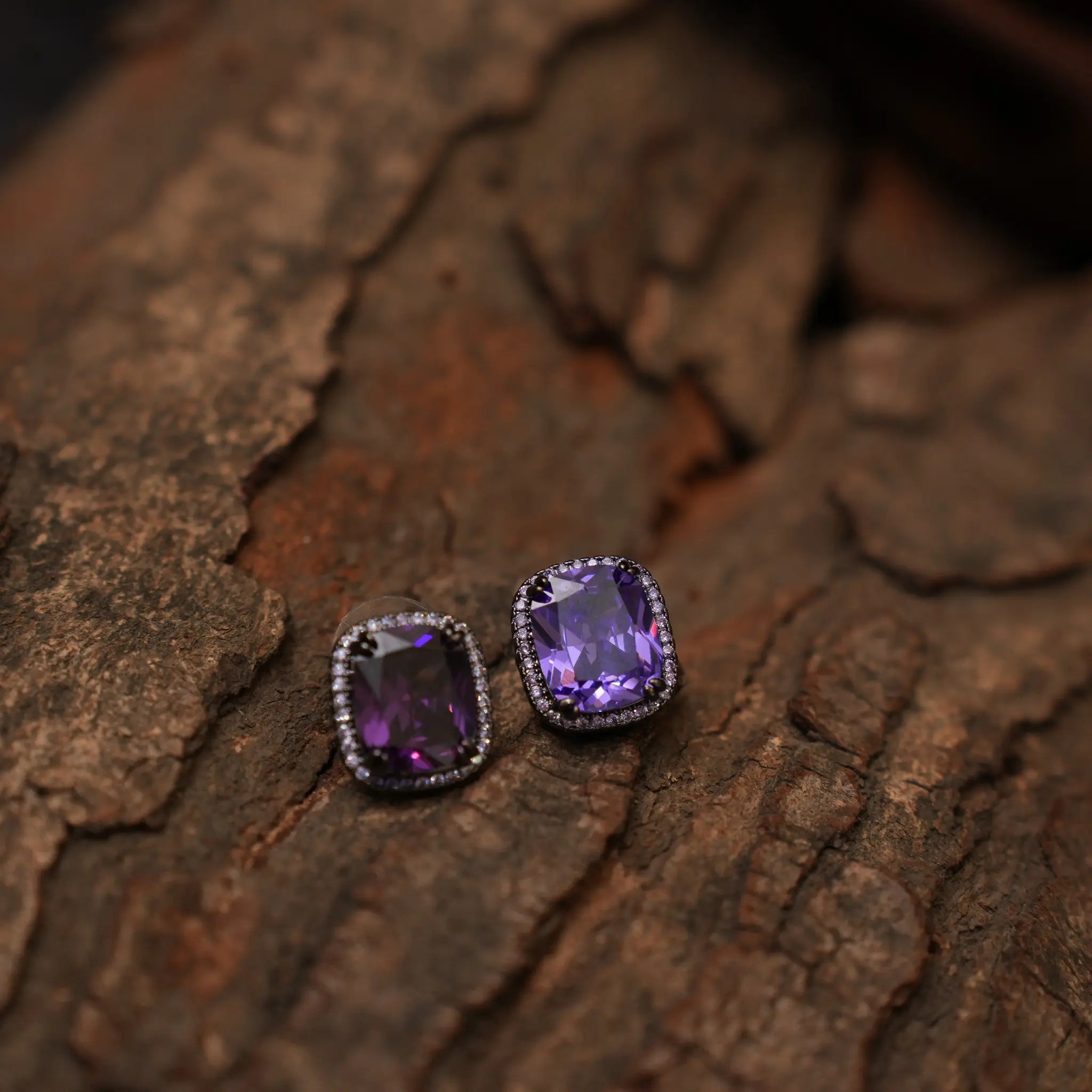 Emma Zircon Ear Stud