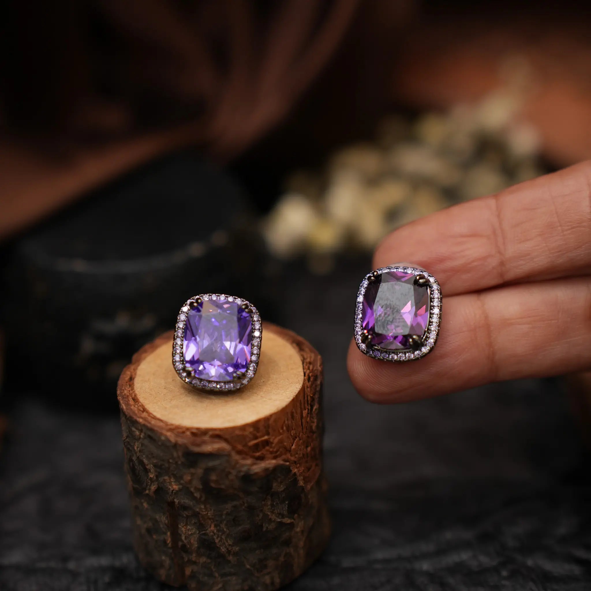 Emma Zircon Ear Stud