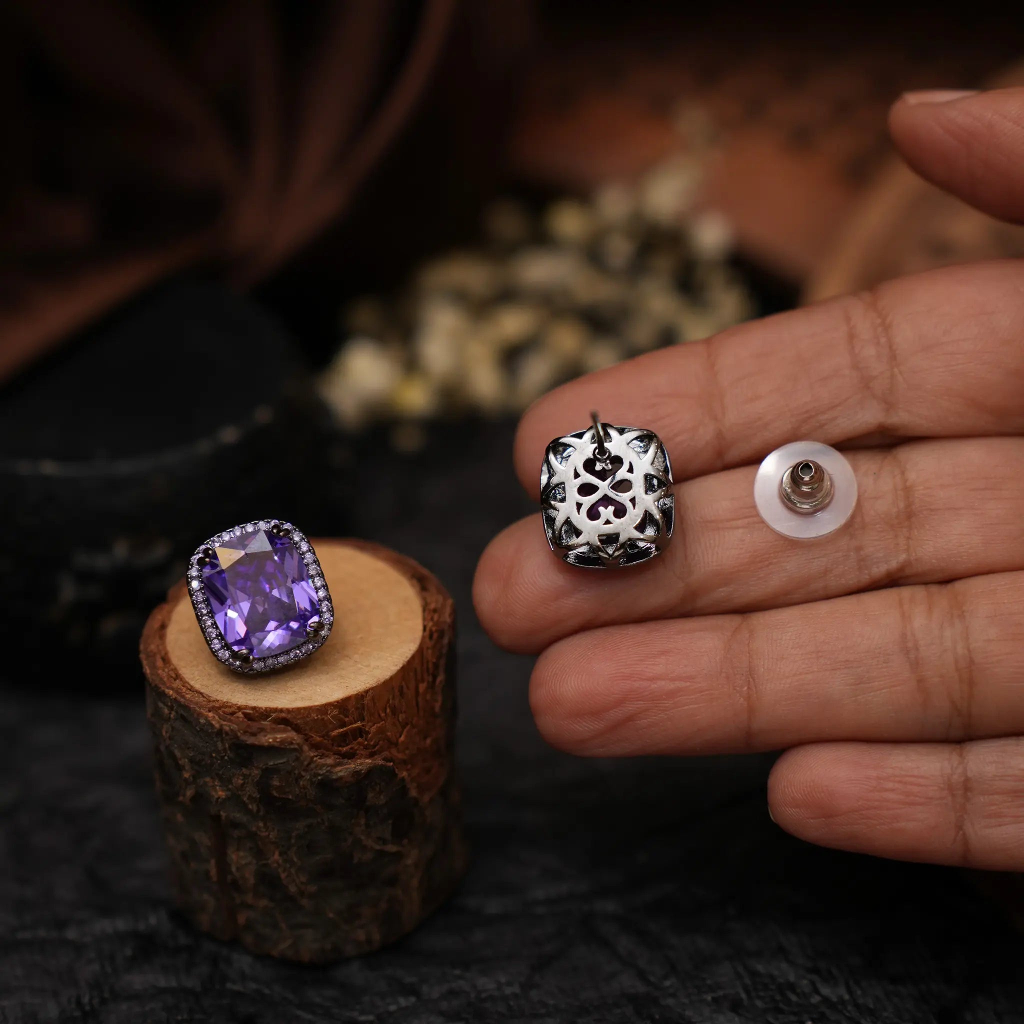 Emma Zircon Ear Stud