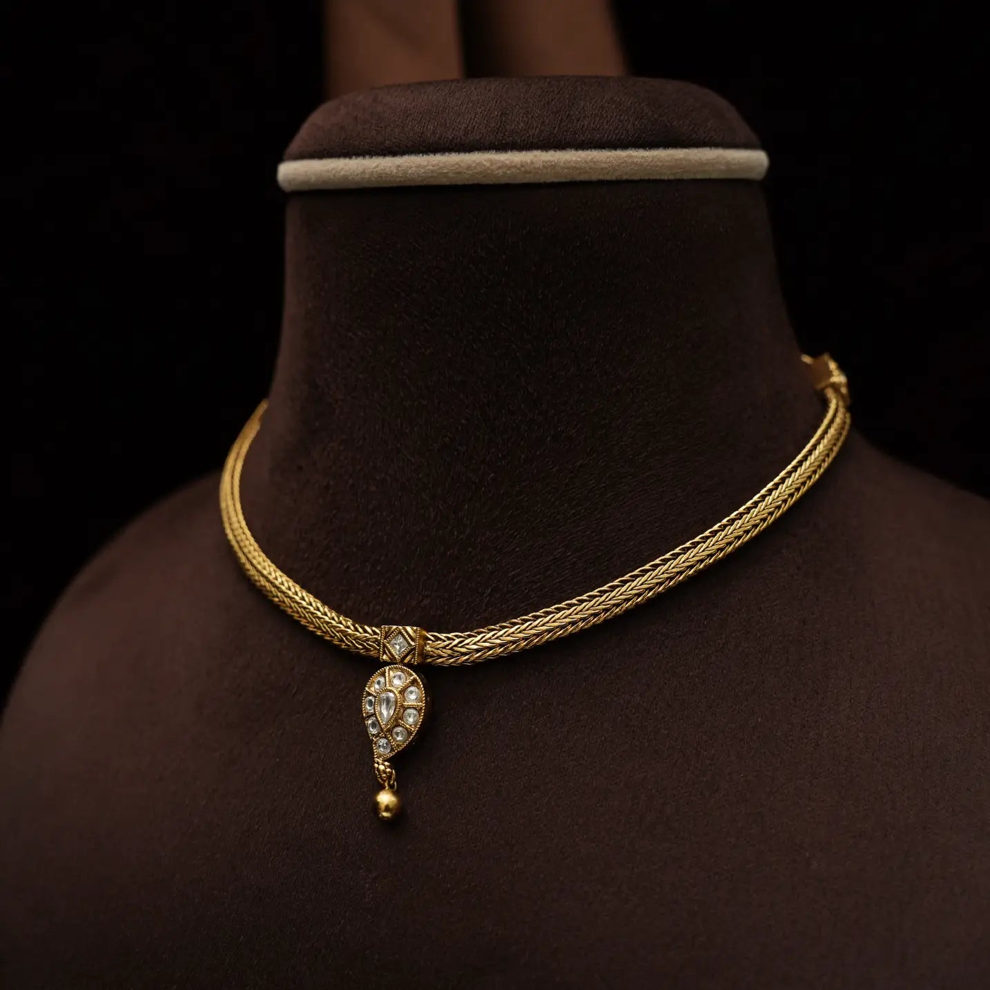 Eshnaa Antique Attigai Necklace