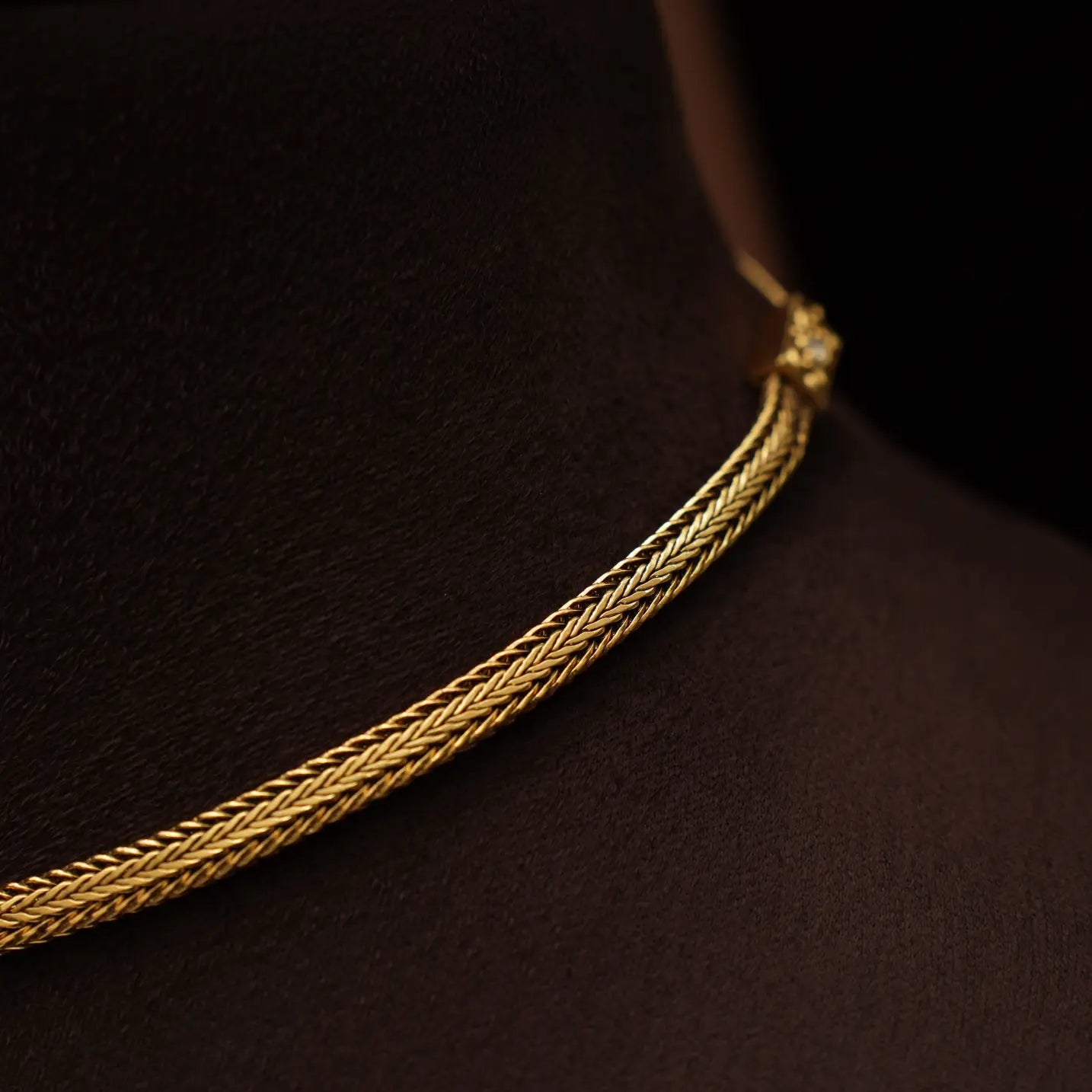 Eshnaa Antique Attigai Necklace