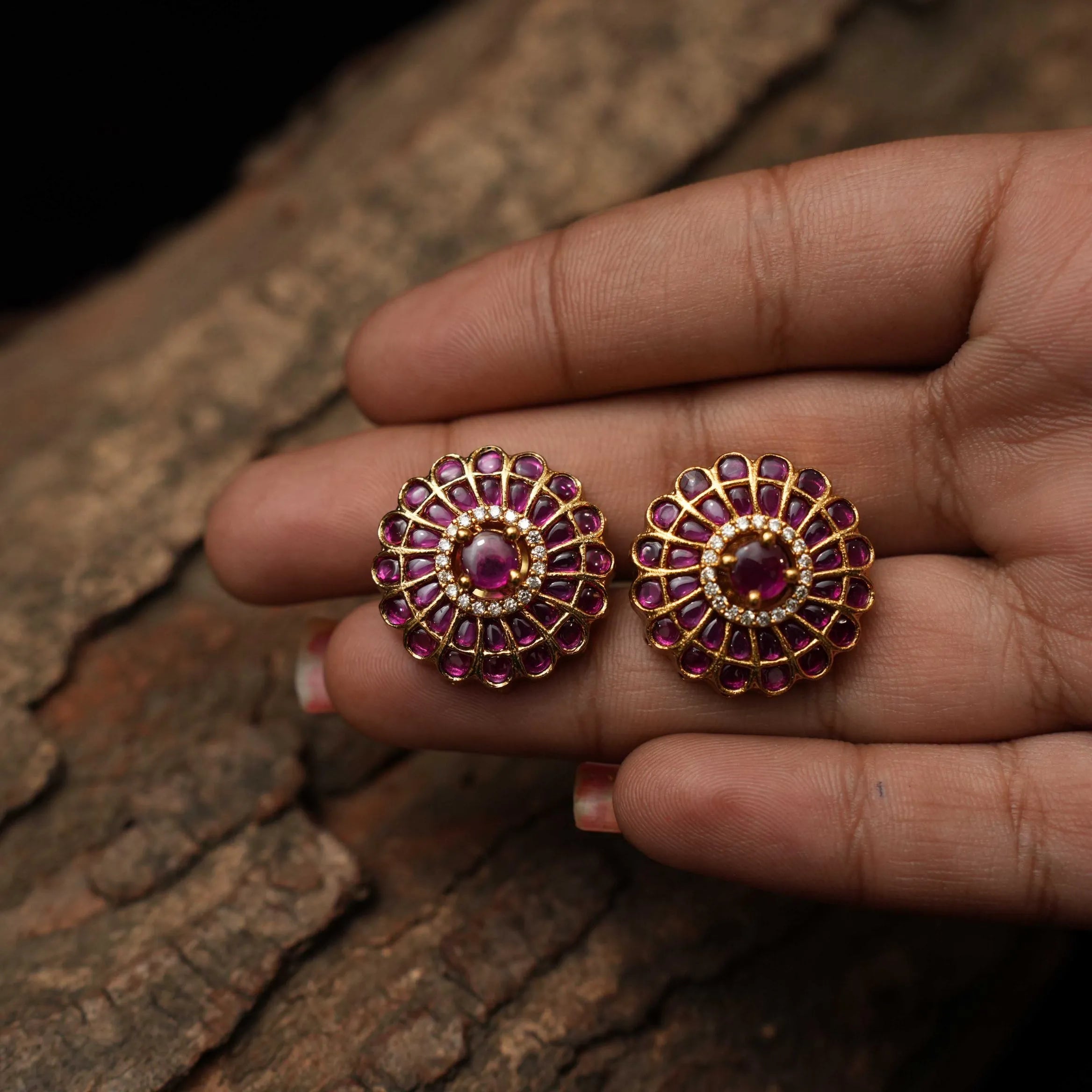 Etasha Antique Ear Stud - Red