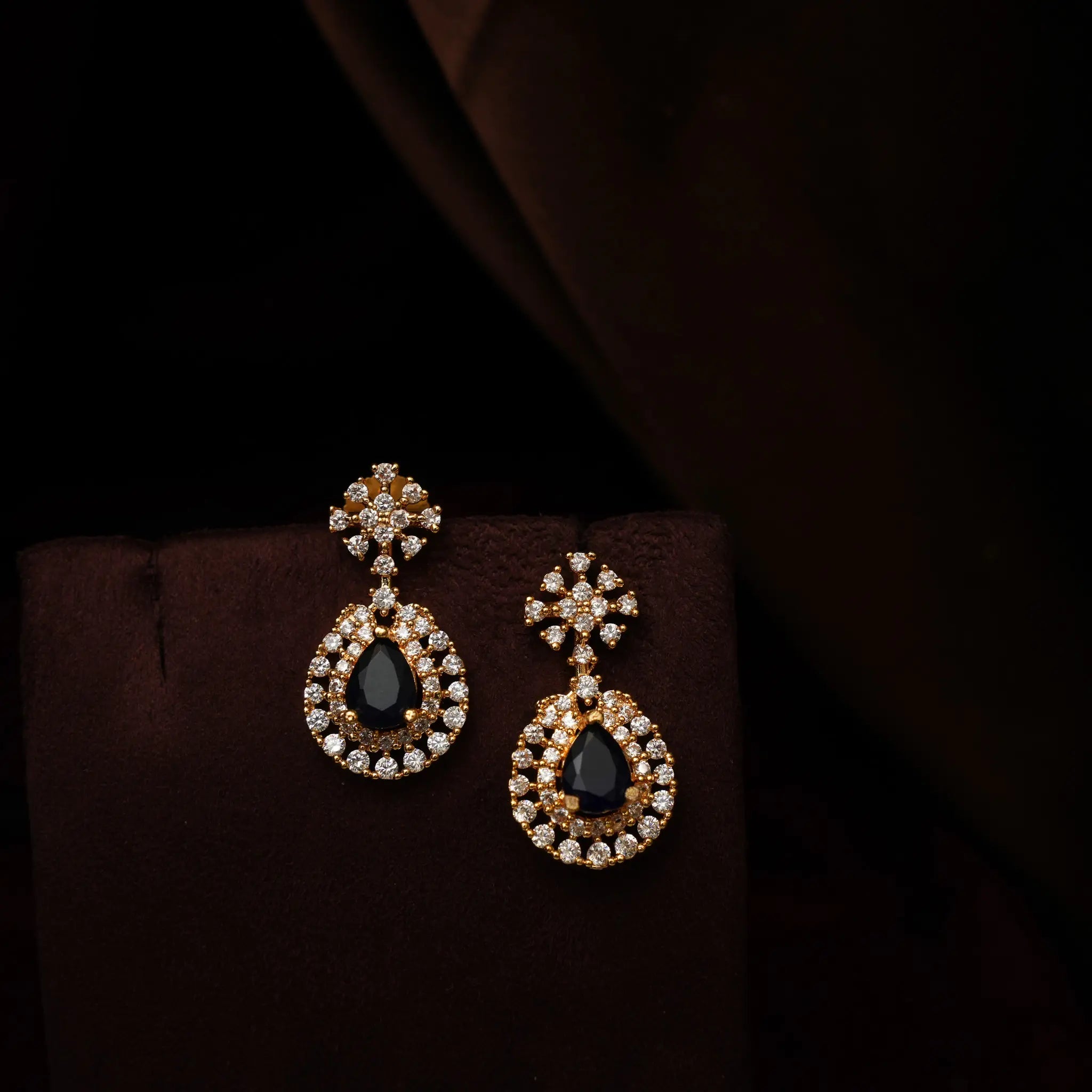 Evelyn Zircon Necklace