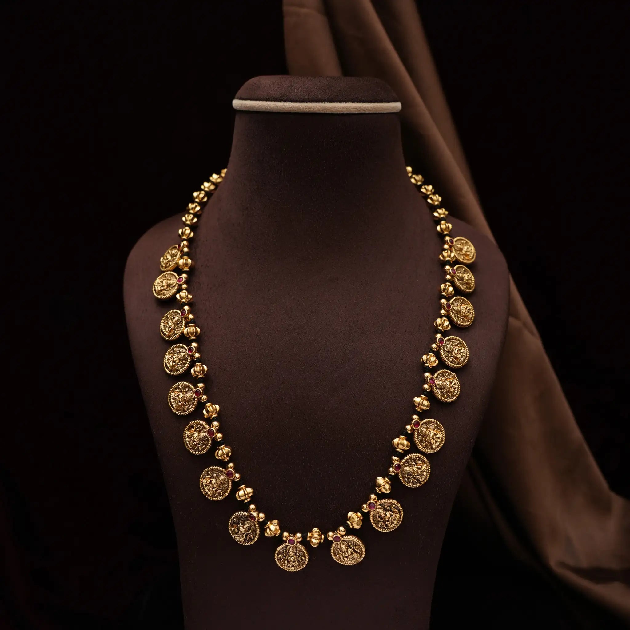 Fanisha Antique Necklace