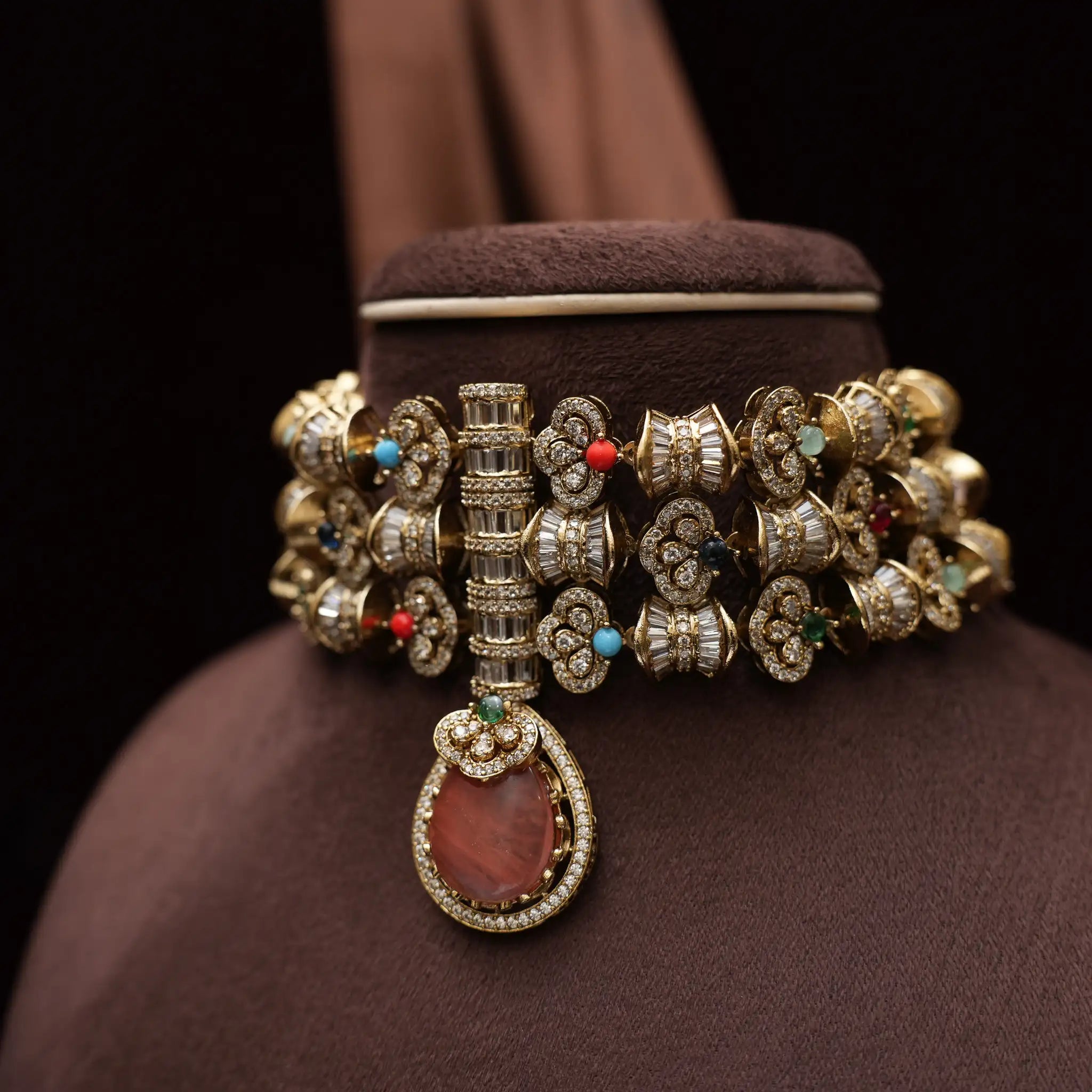 Fanshita Victorian Choker - Pink