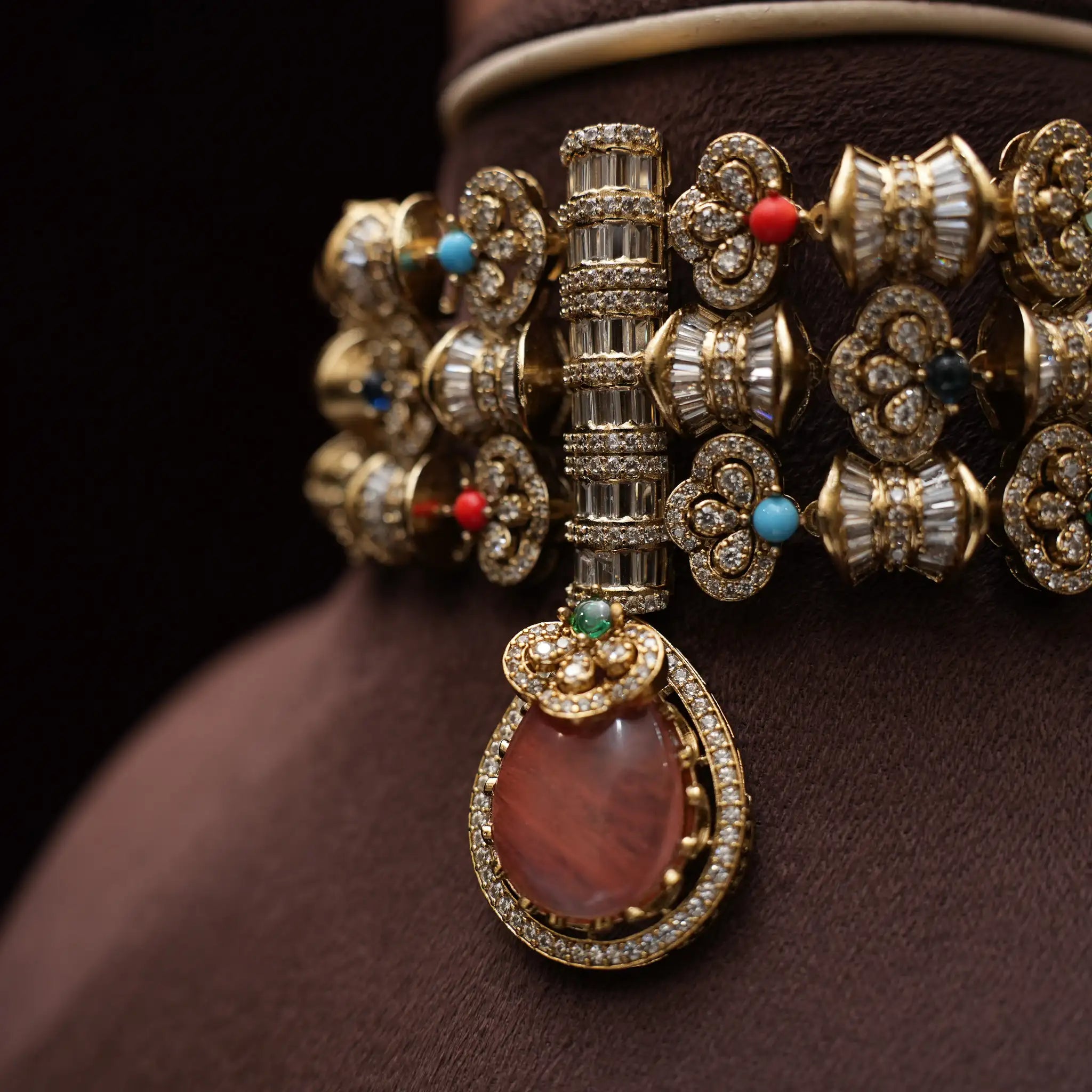 Fanshita Victorian Choker - Pink