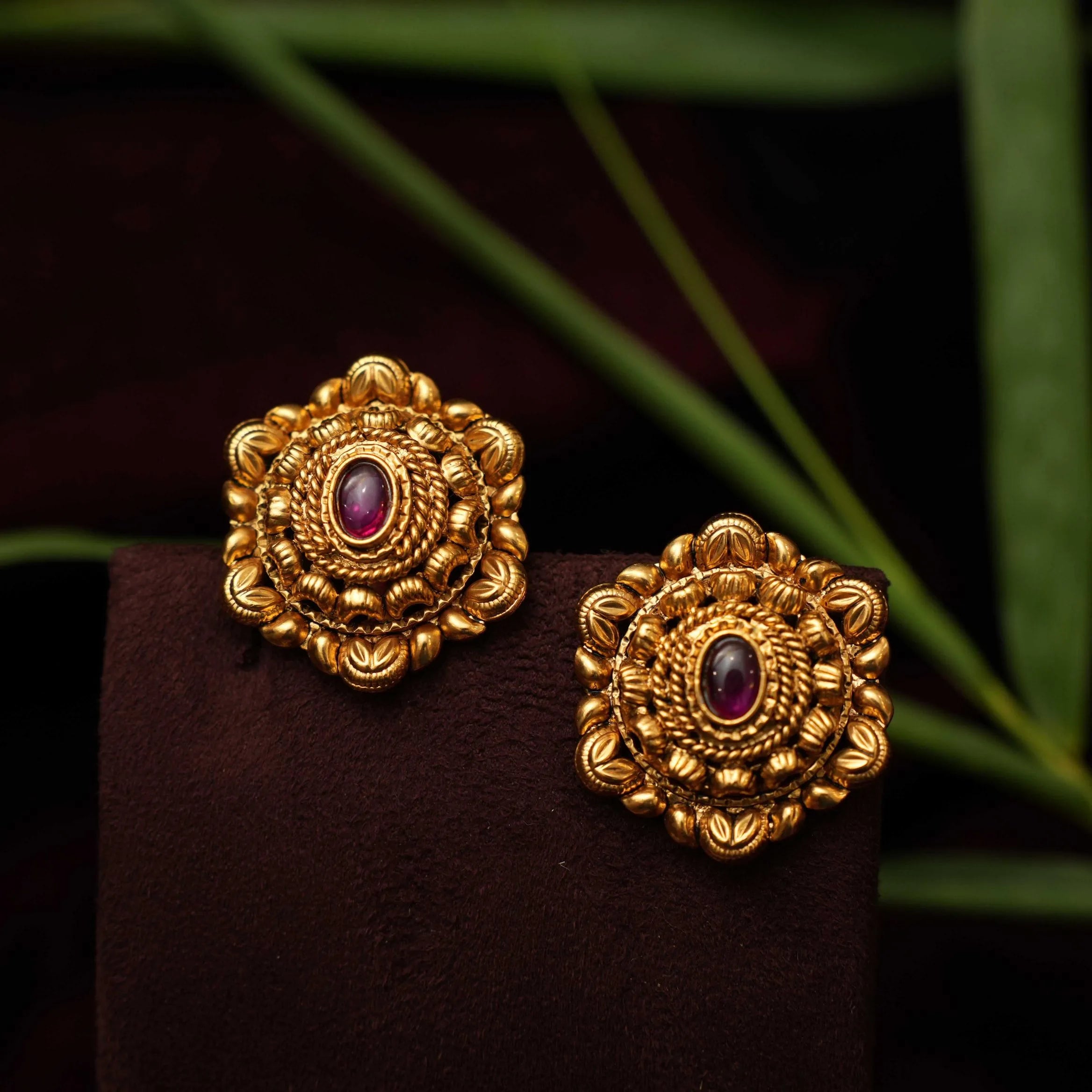 Feba Antique Ear Stud