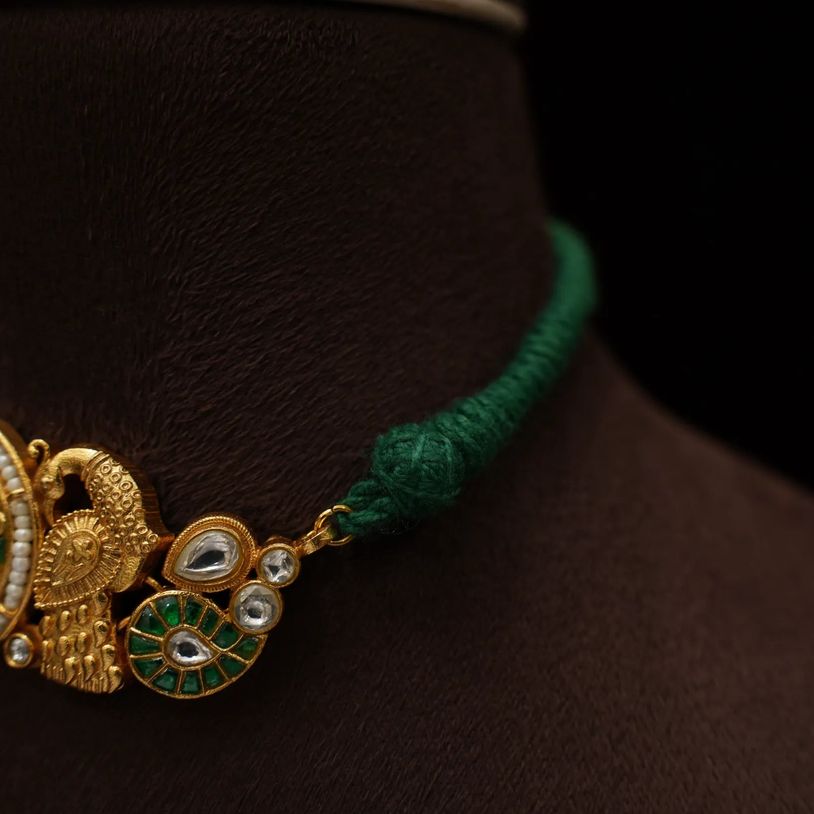 Finika Polki Choker - Green