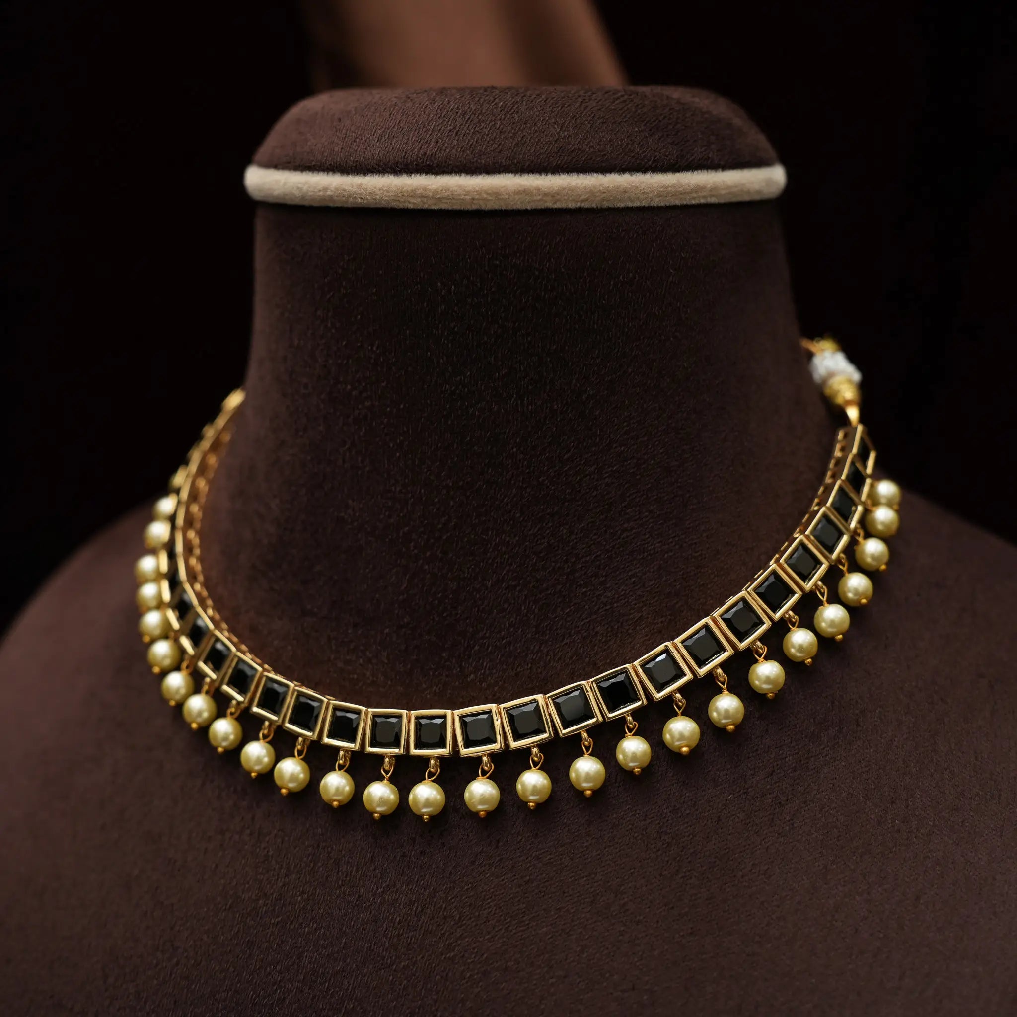 Gamya Antique Choker - Black