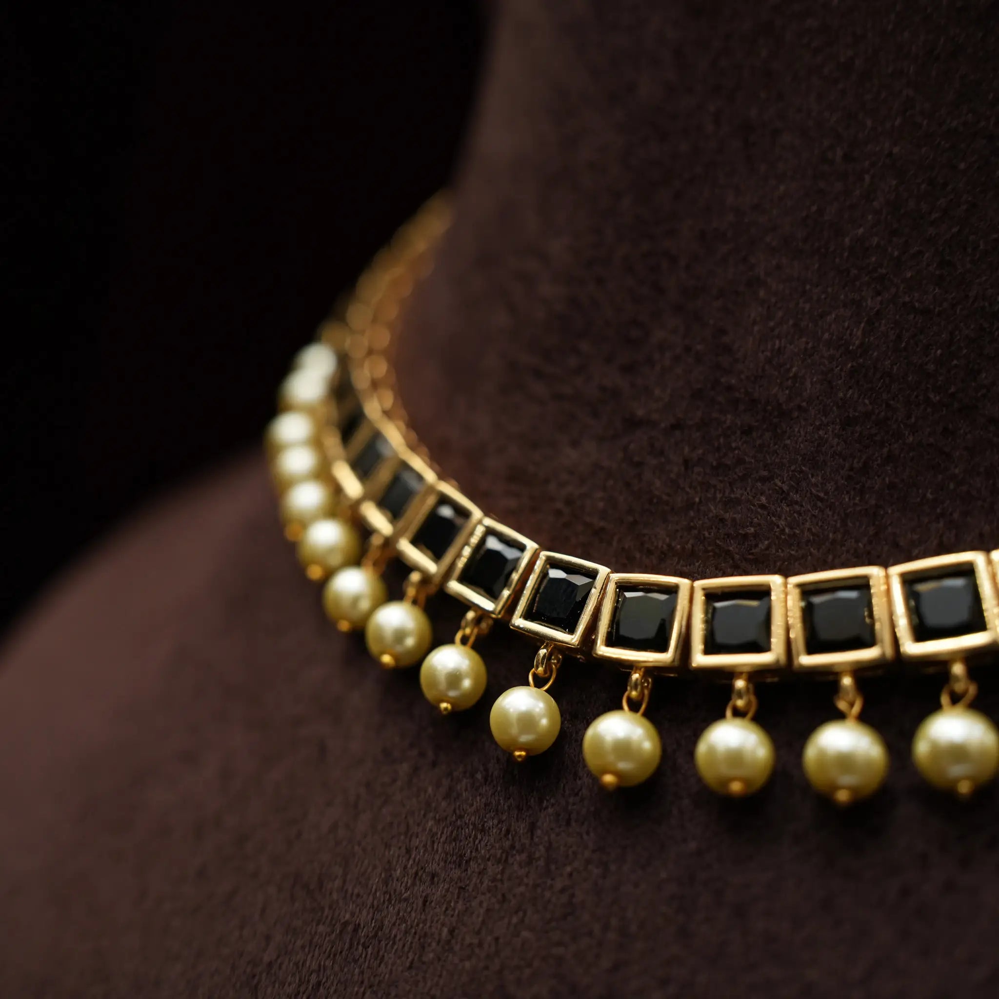 Gamya Antique Choker - Black