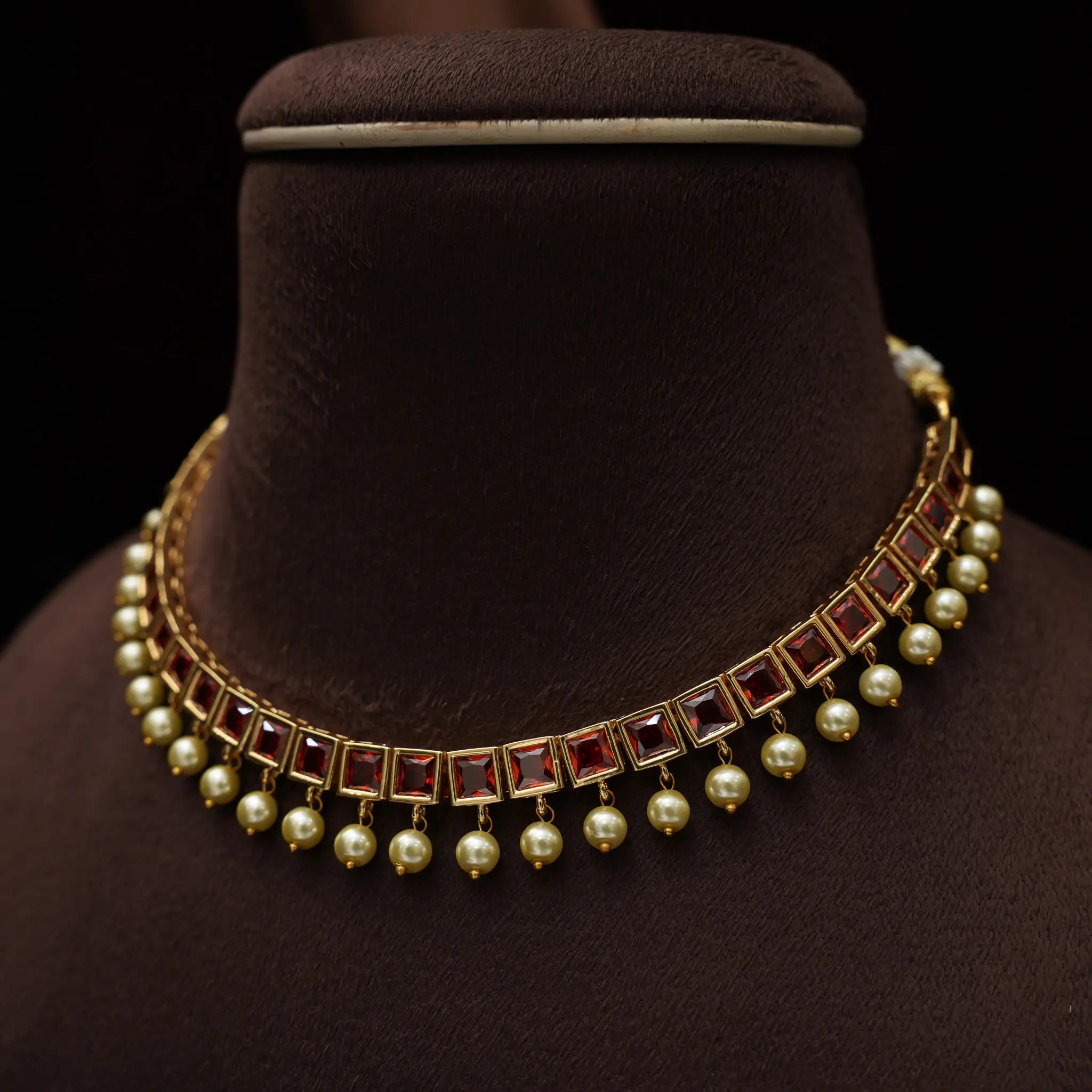 Gamya Antique Choker - Red
