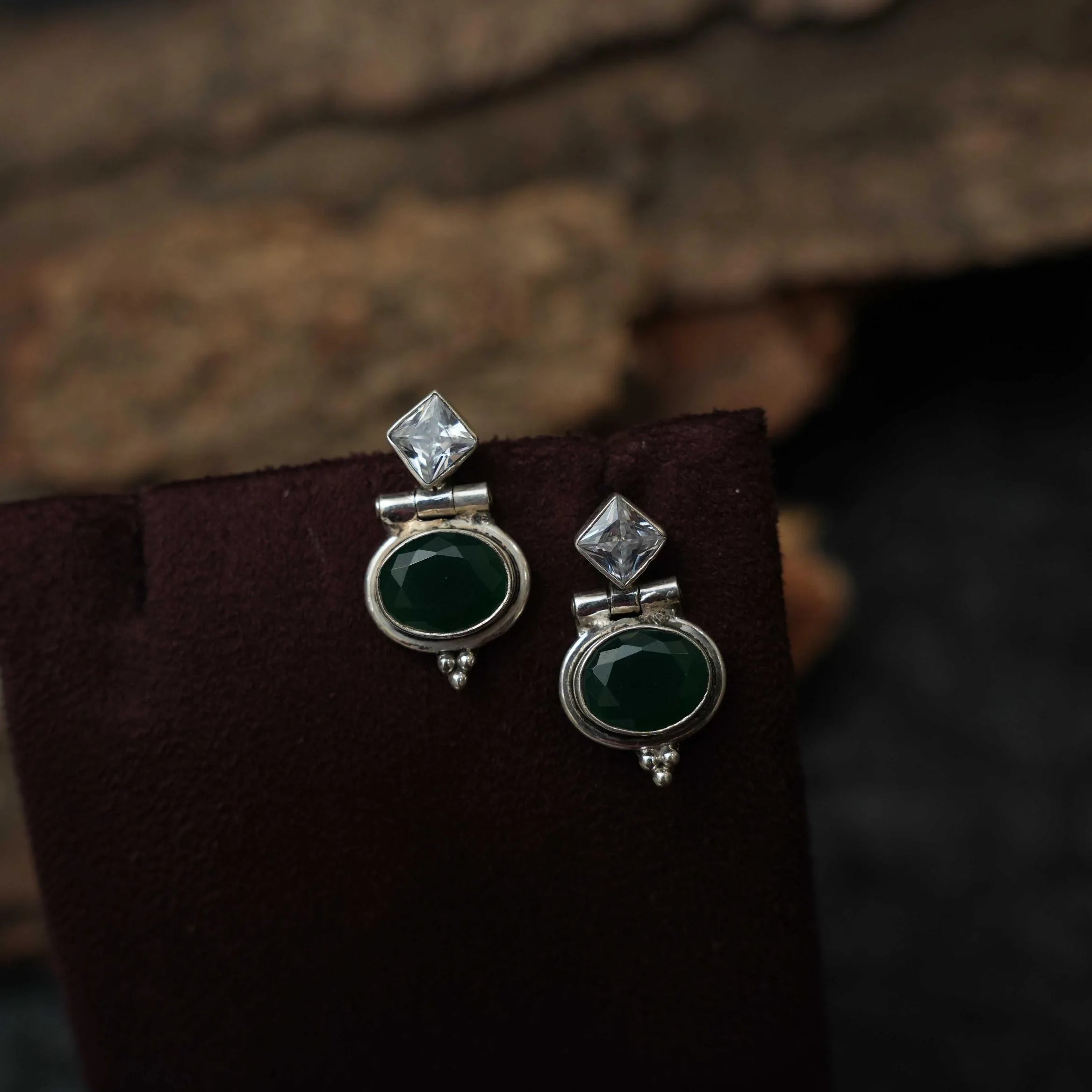 Ganagi Silver Oxidised Ear Stud - Green