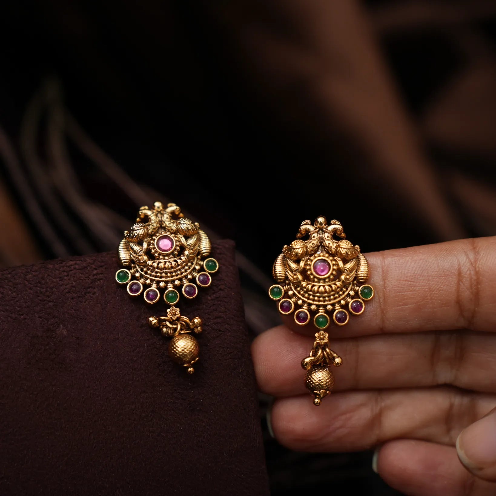 Gauri Antique Ear Stud - Red & Green