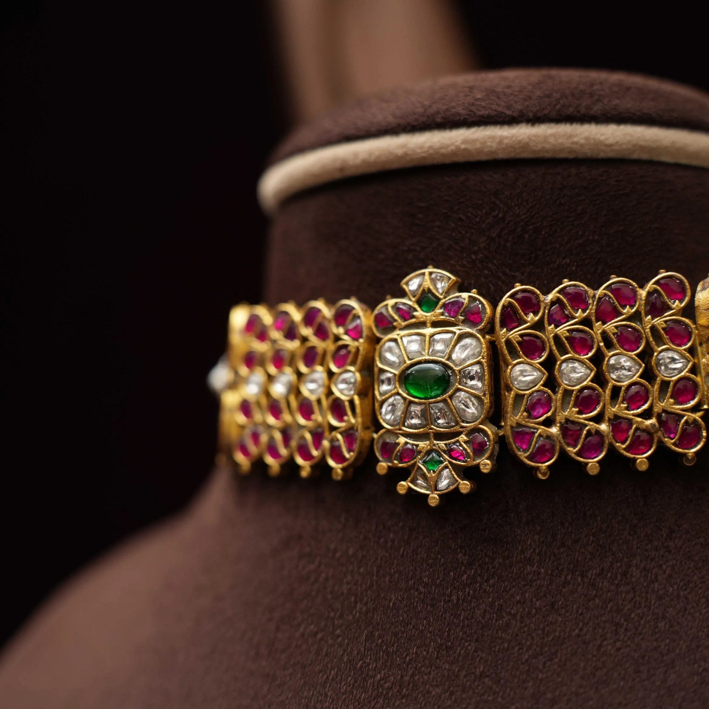 Gunika Polki Choker