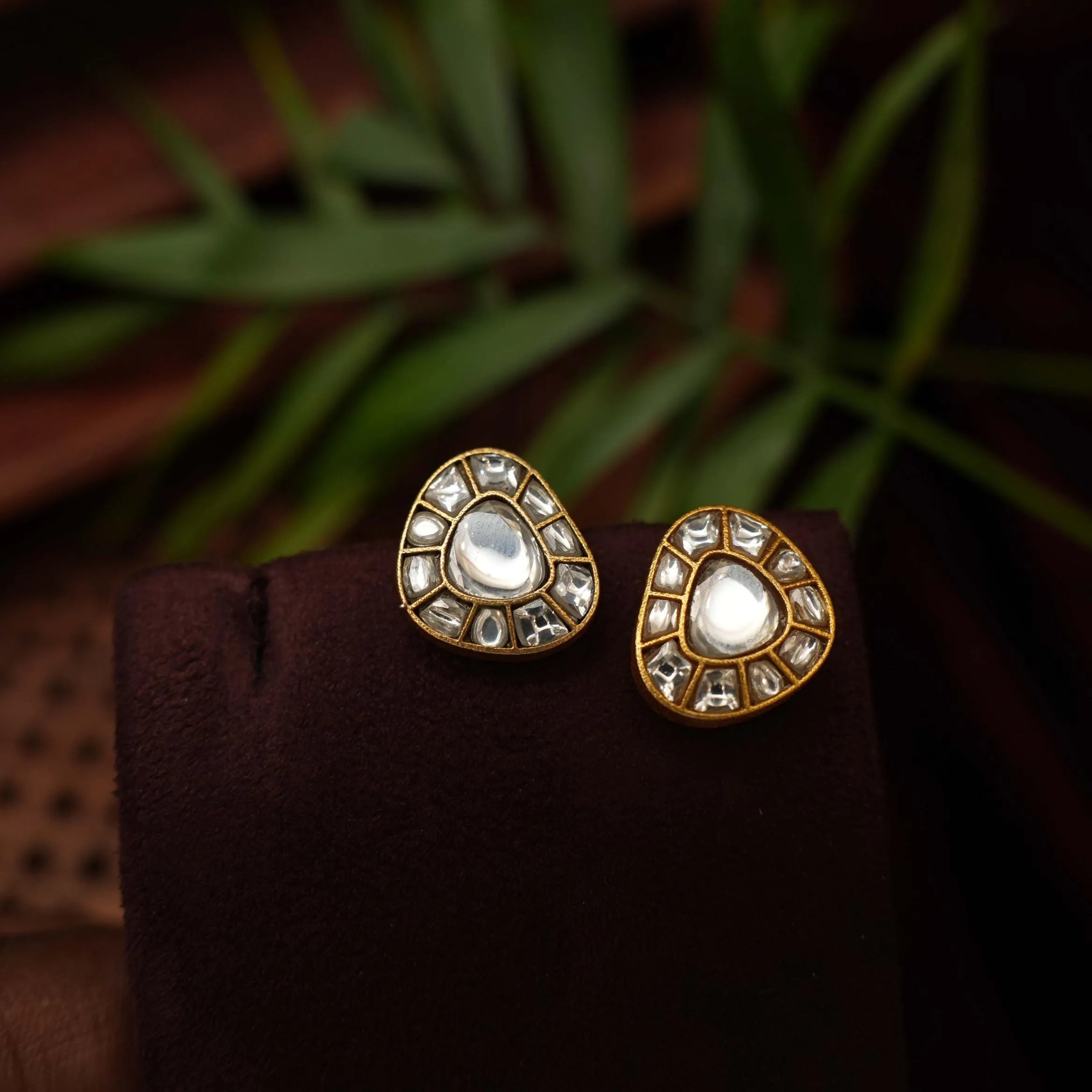 Gurleen Silver Ear Stud