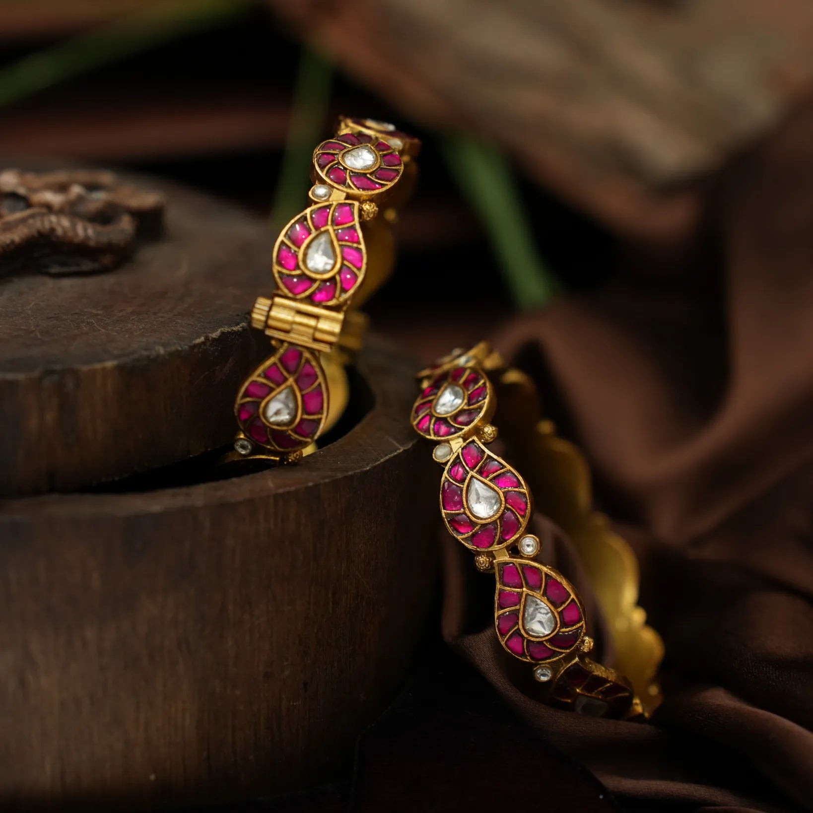 Gyanvi Polki Bangles - Reddish Pink