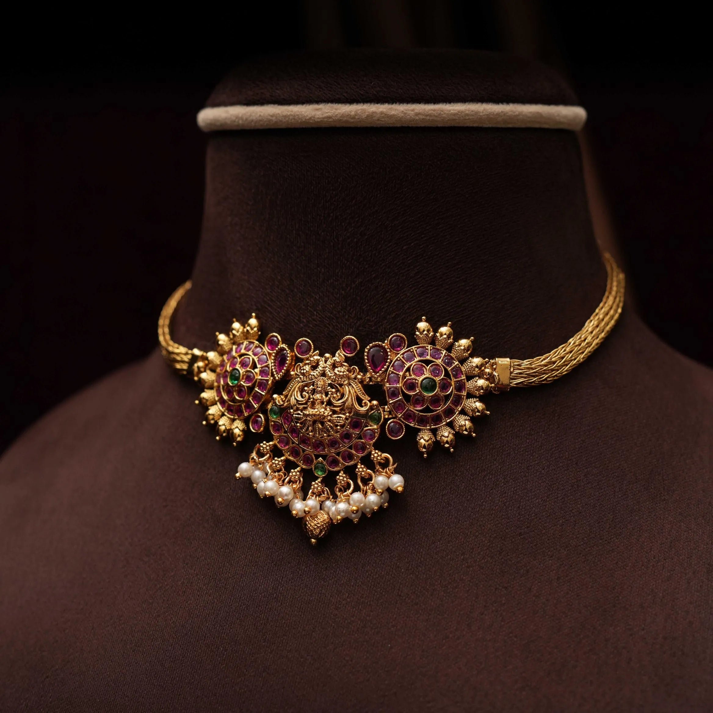 Hana Antique Hasli Necklace