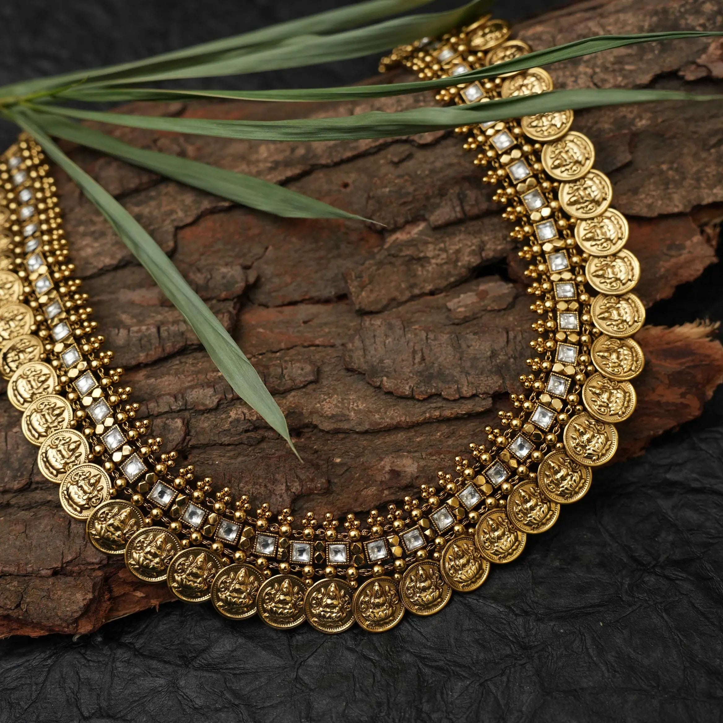 Harika Antique Necklace