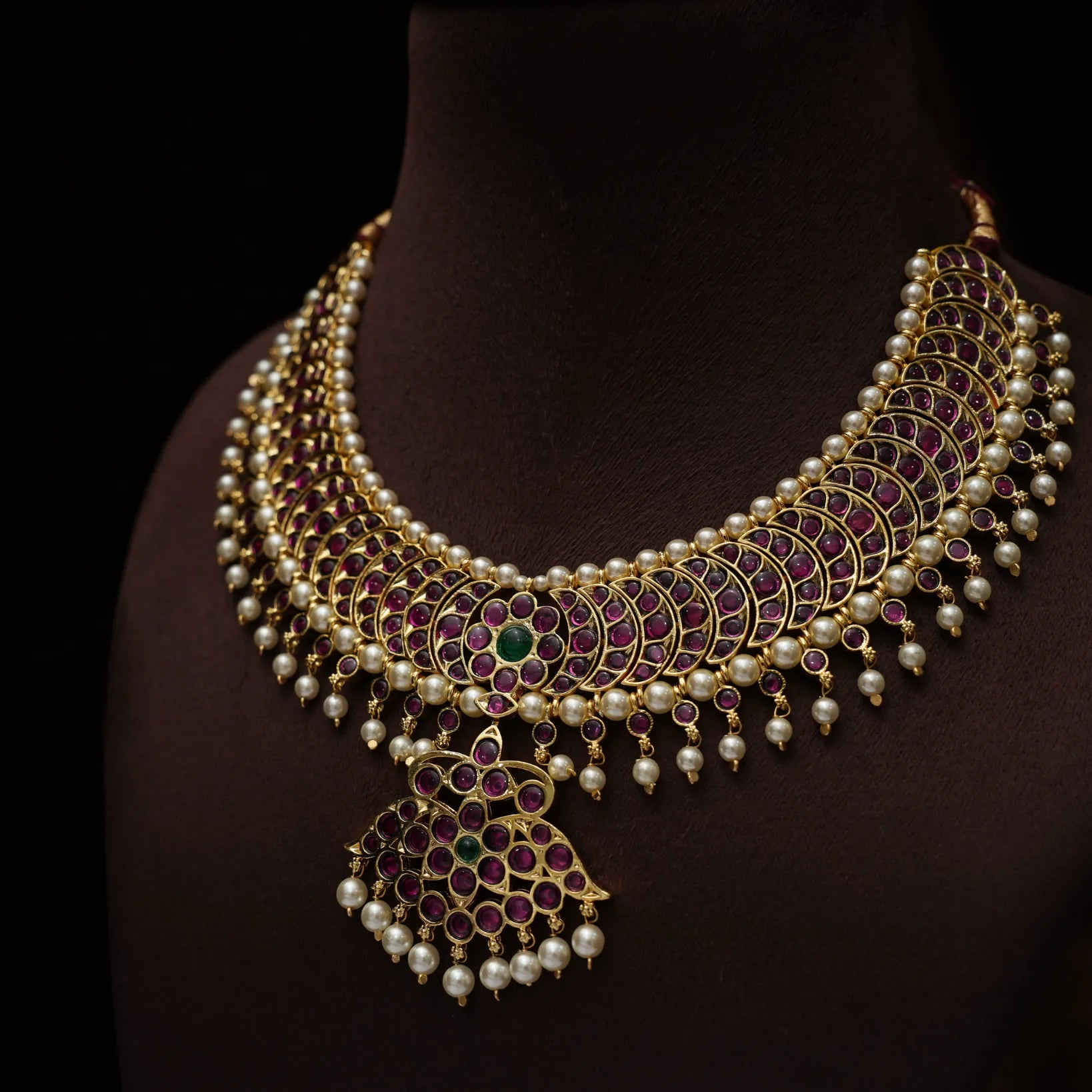 Harinyai Antique Necklace - Red
