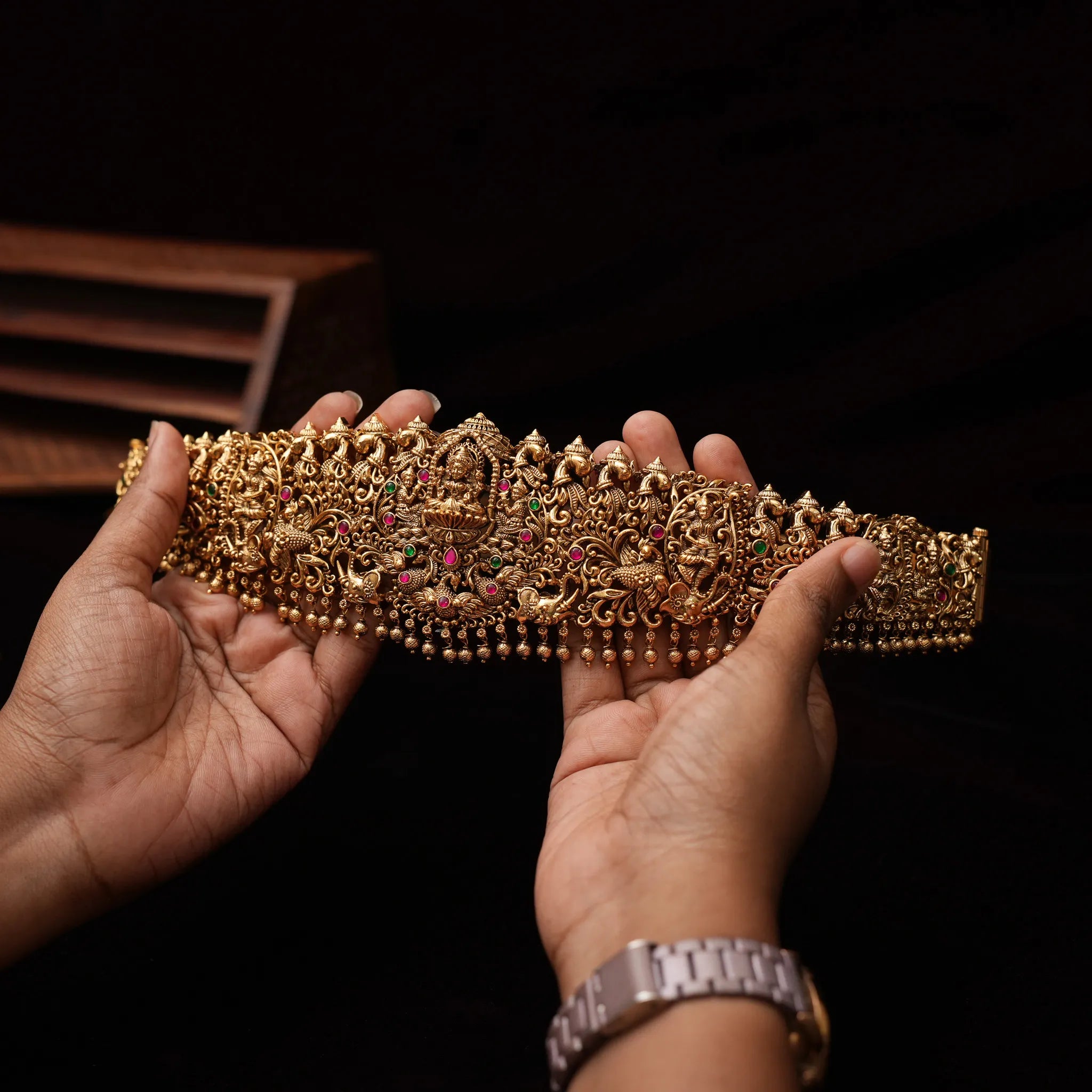 Hemal Antique Hip Belt - Golden Ball