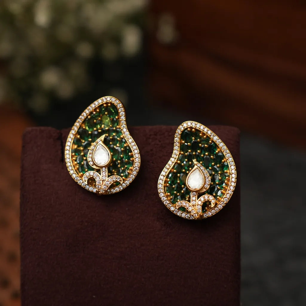 Hivika Polki Ear Stud - Green