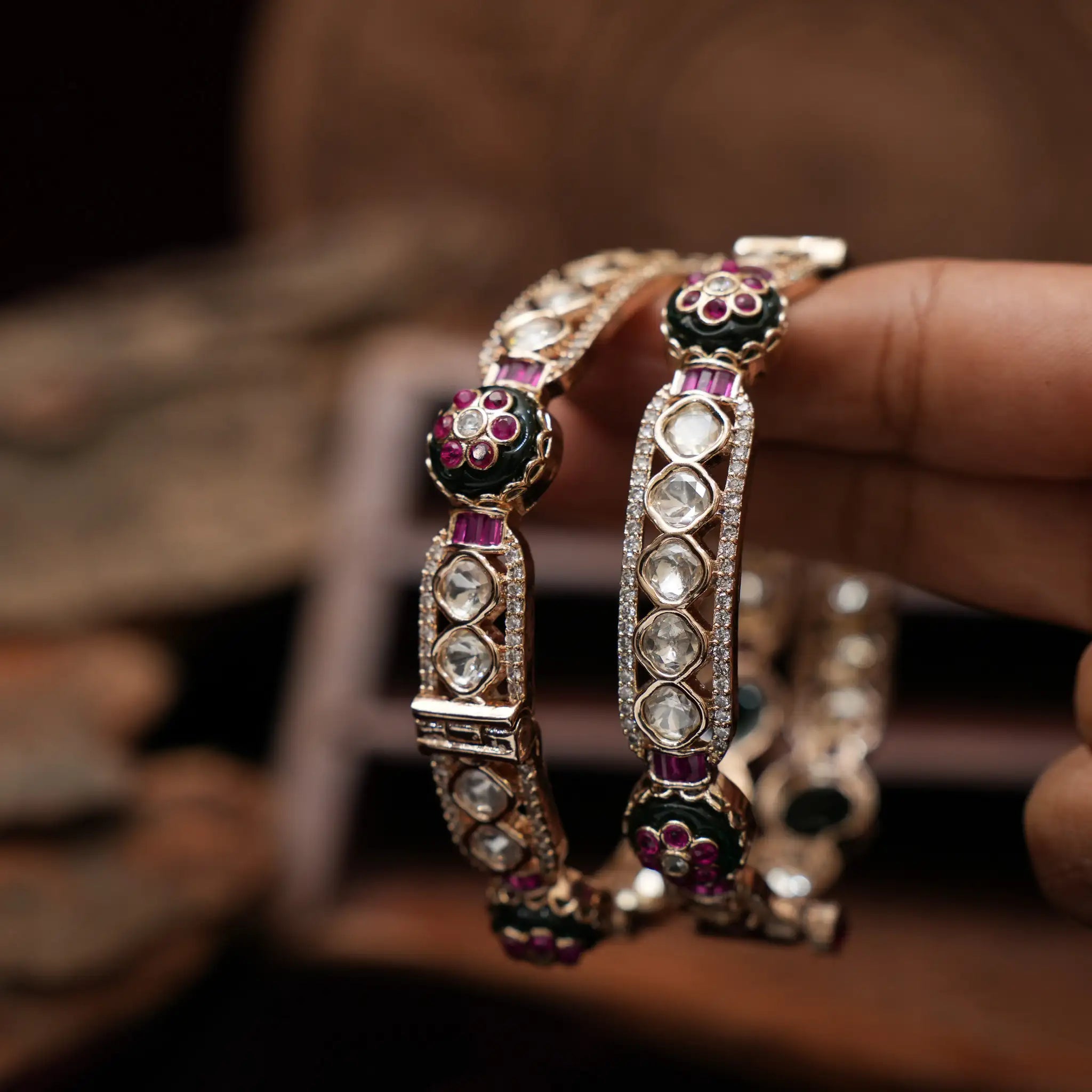 Hradini Kundan Bangles