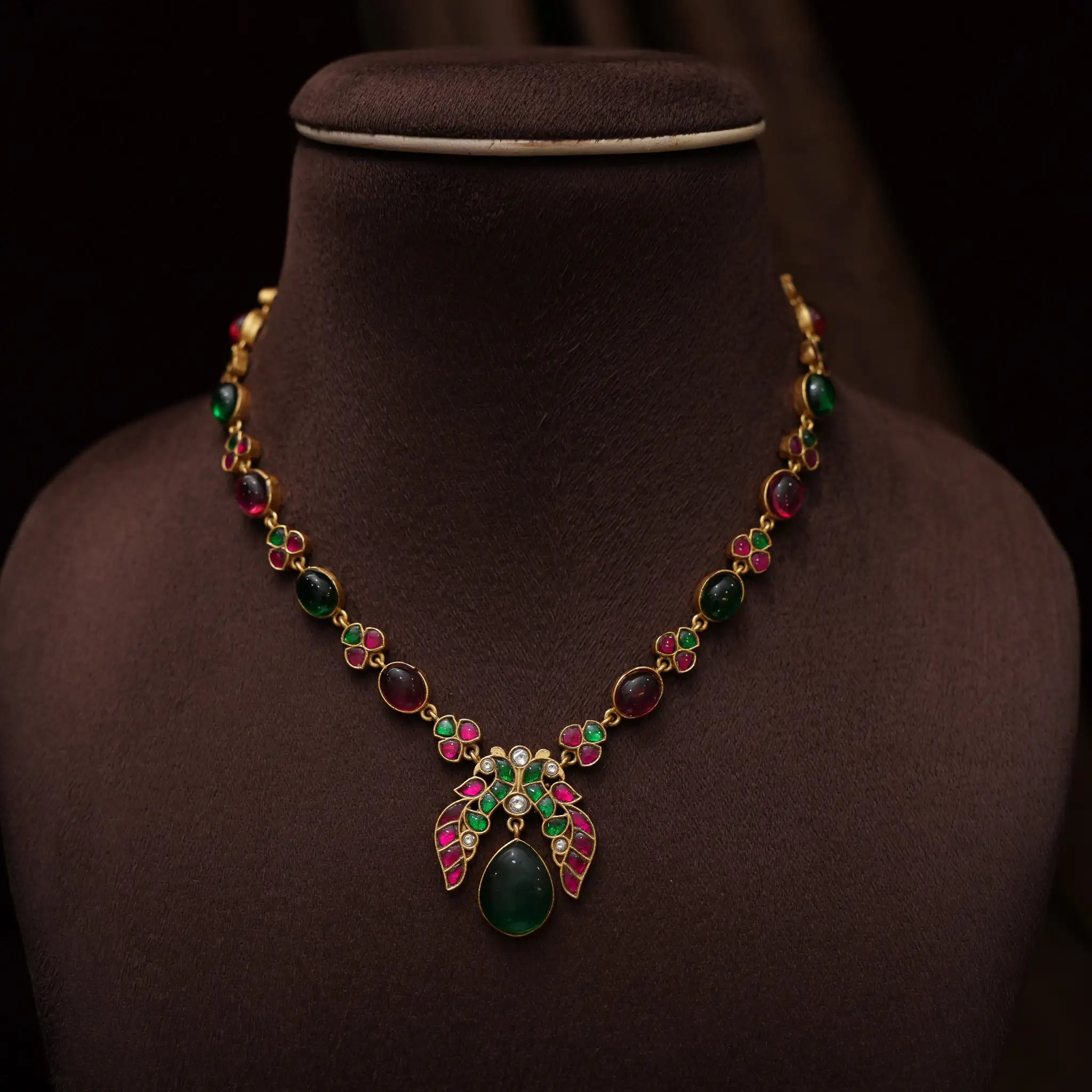 Hradini Polki Necklace - Cyra